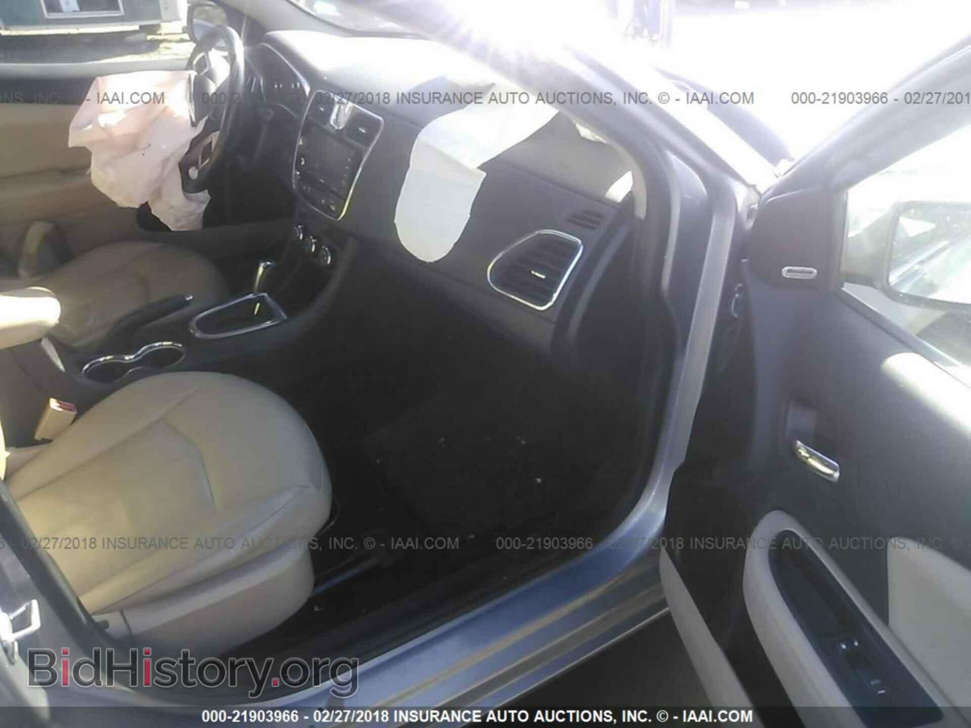 2013 Chrysler 200 - VIN: 1C3CCBCG1DN631944 - Photo 5