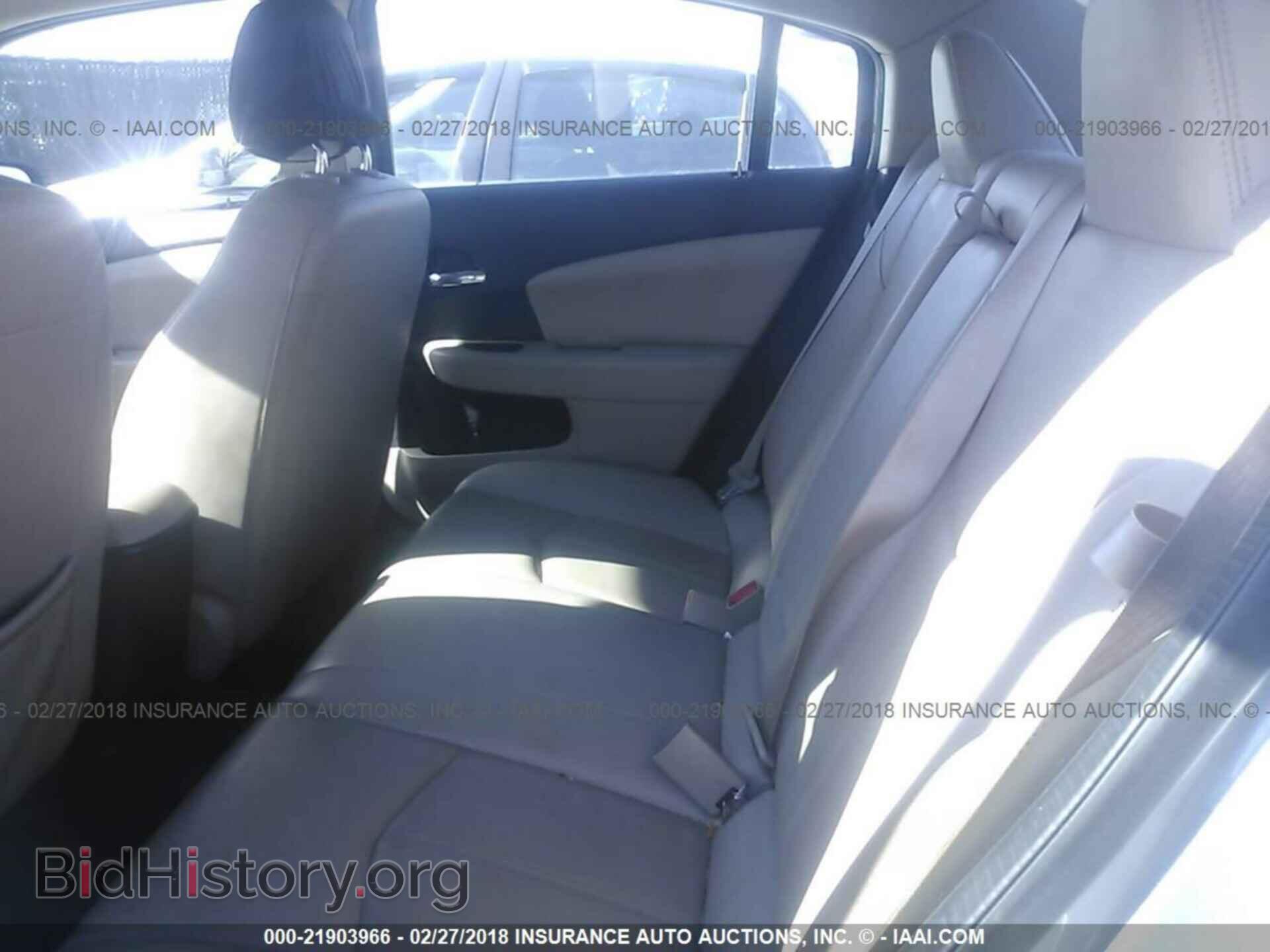 2013 Chrysler 200 - VIN: 1C3CCBCG1DN631944 - Photo 8