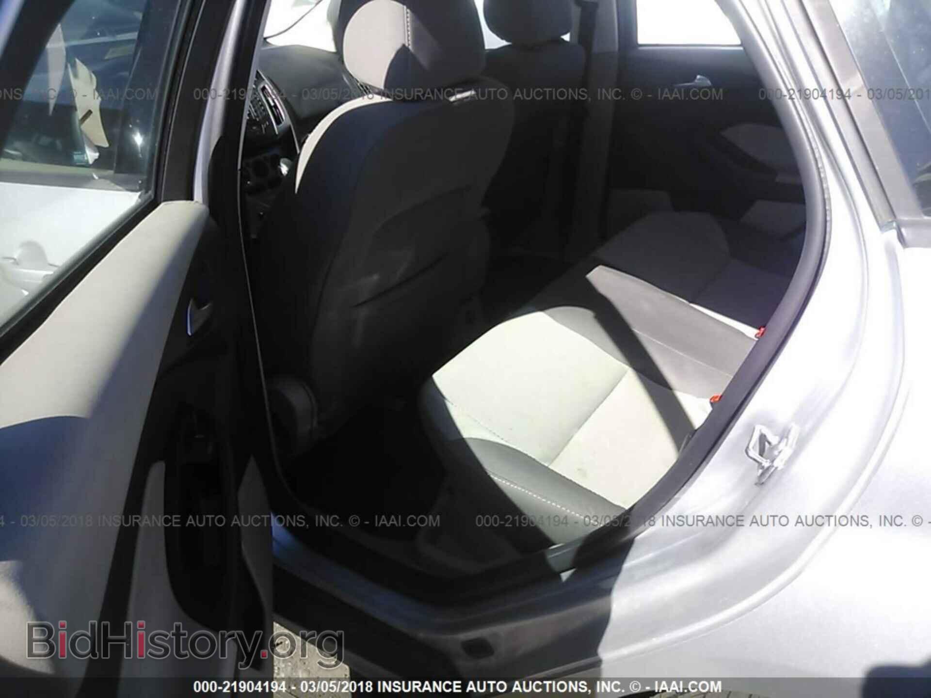 2014 Ford Focus - VIN: 1FADP3F2XEL458583 - Photo 8