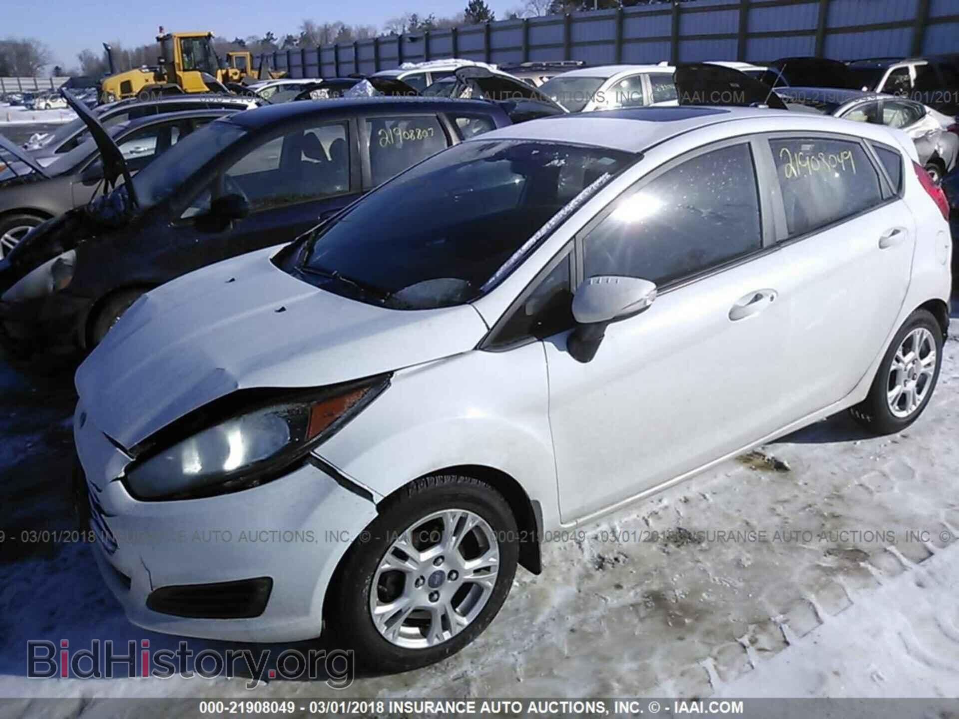 2014 Ford Fiesta - VIN: 3FADP4EJ0EM133101 - Photo 2