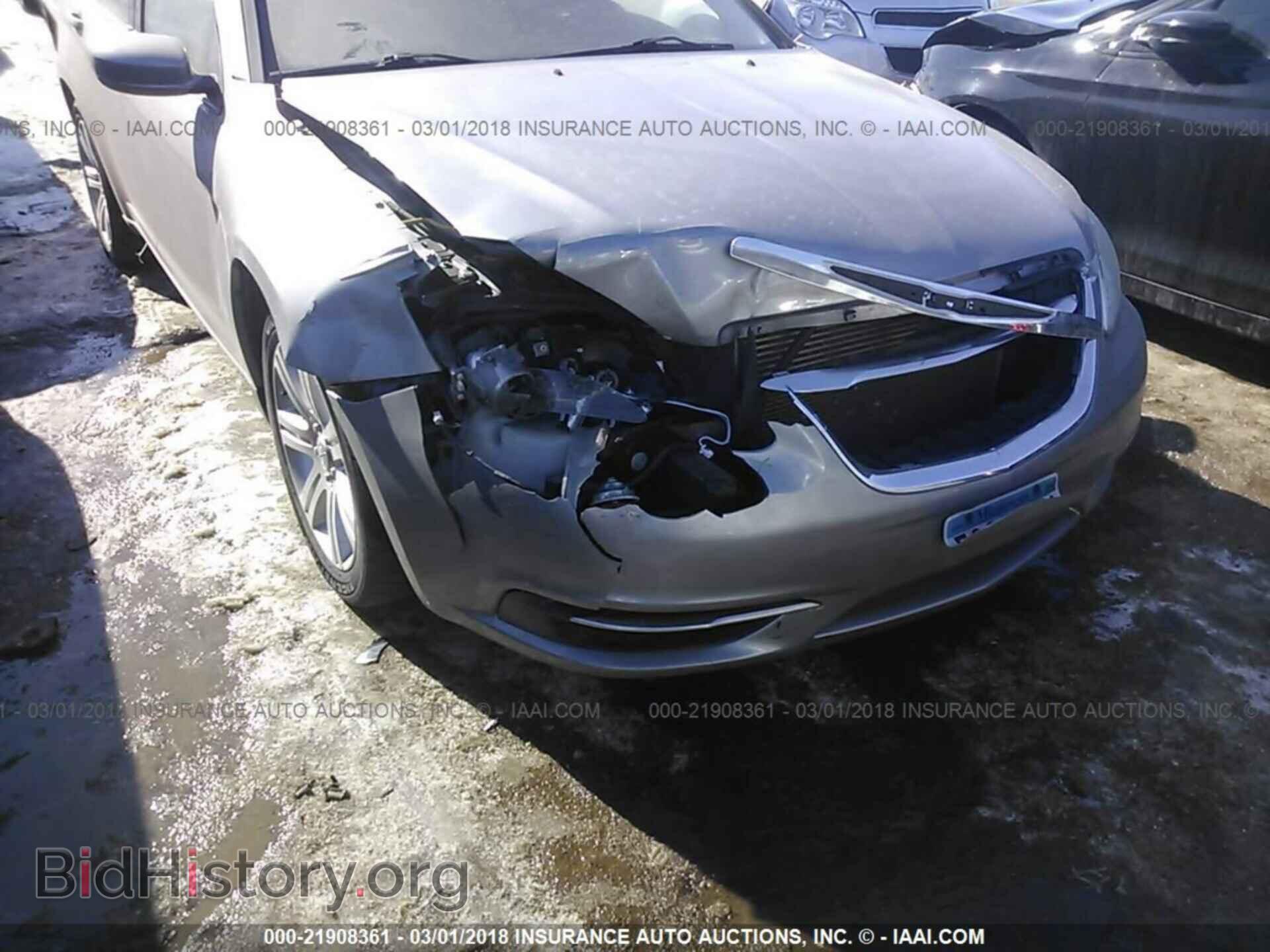 2013 Chrysler 200 - VIN: 1C3CCBAB2DN705489 - Фото 6