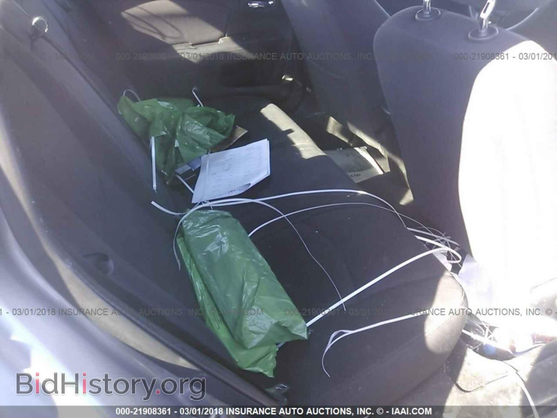 2013 Chrysler 200 - VIN: 1C3CCBAB2DN705489 - Фото 8