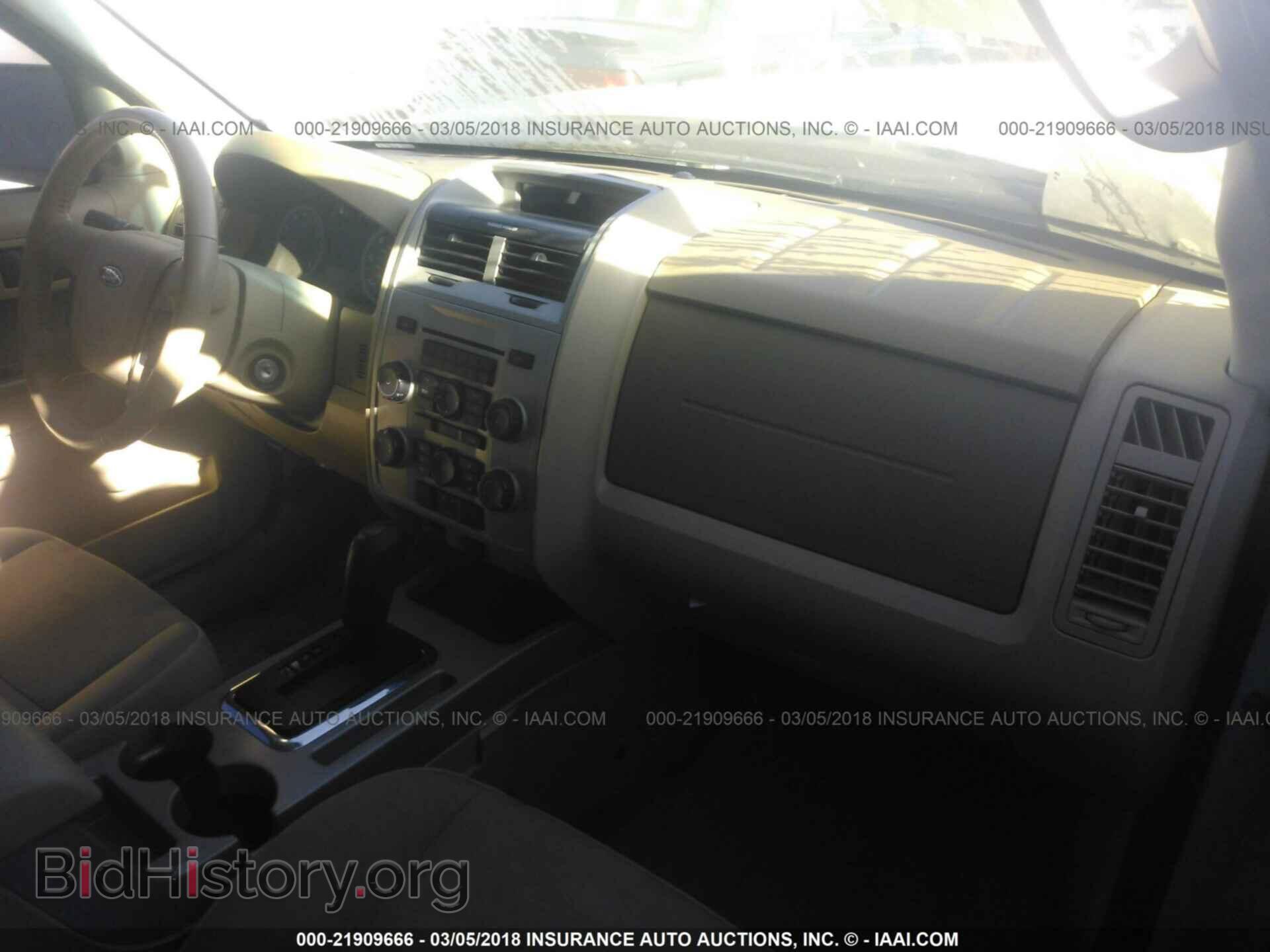 2012 Ford Escape - VIN: 1FMCU9D75CKC35009 - Photo 5