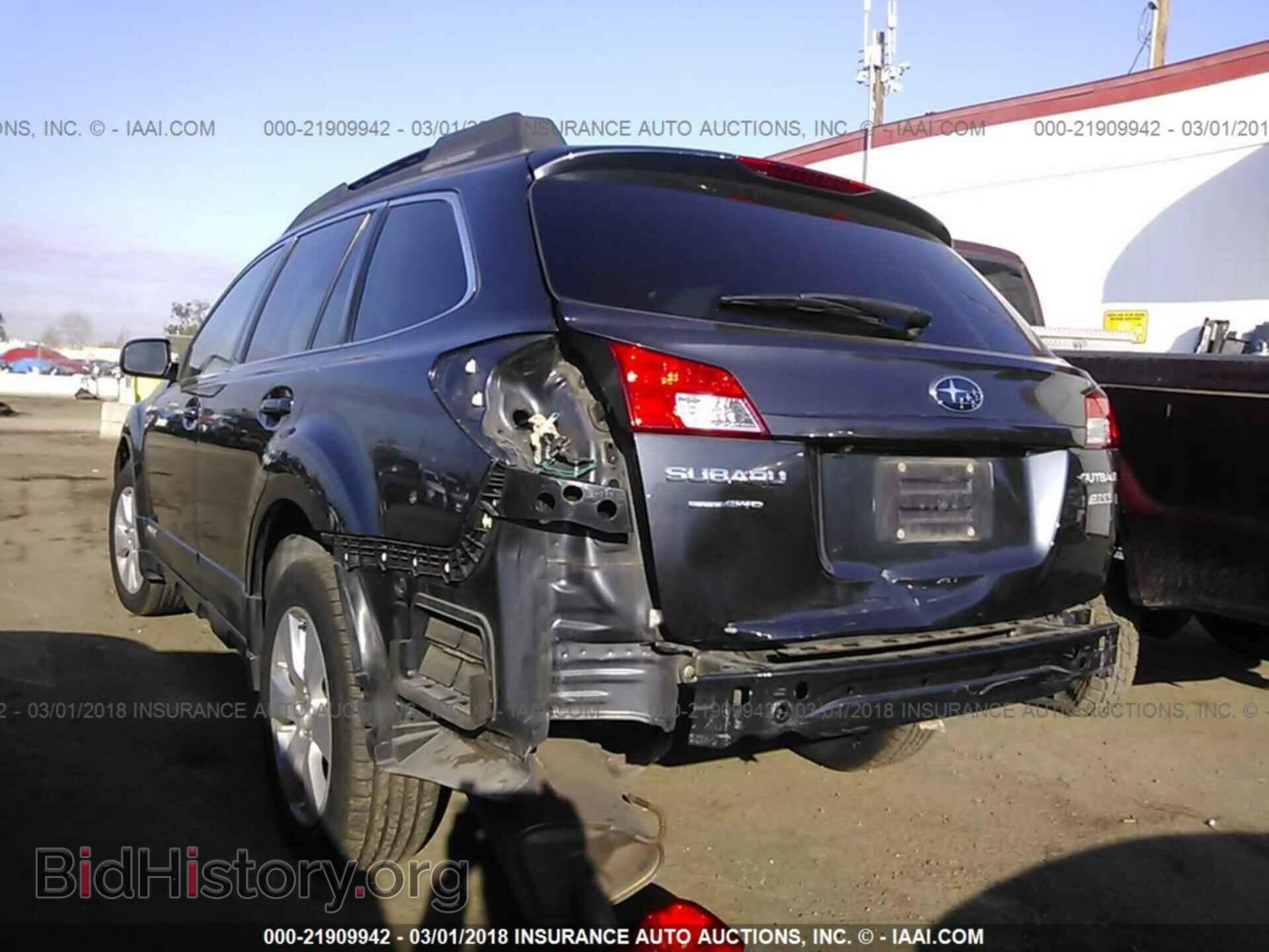 2011 Subaru Outback - VIN: 4S4BRBGC7B3344125 - Фото 3