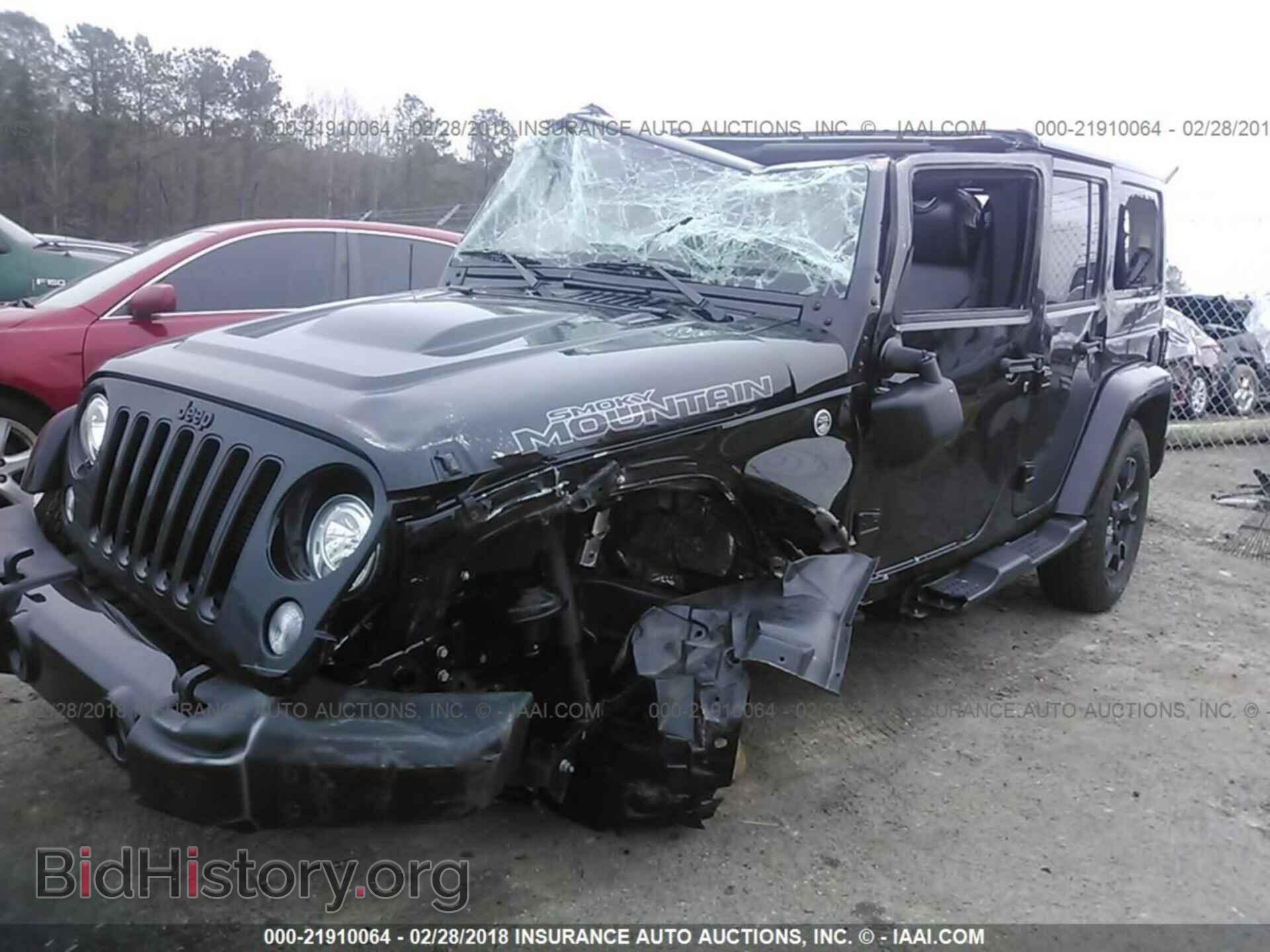 2017 Jeep Wrangler - VIN: 1C4BJWEG6HL686800 - Фото 2