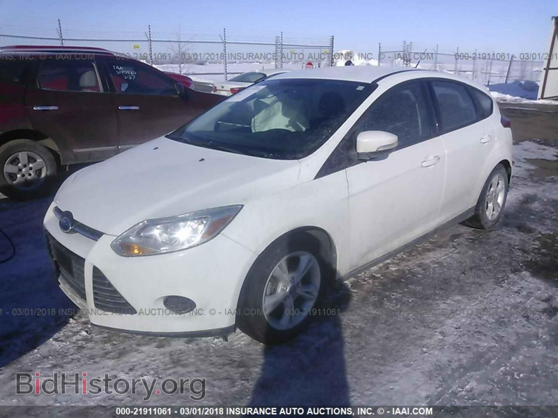 2014 Ford Focus - VIN: 1FADP3K20EL432029 - Фото 2