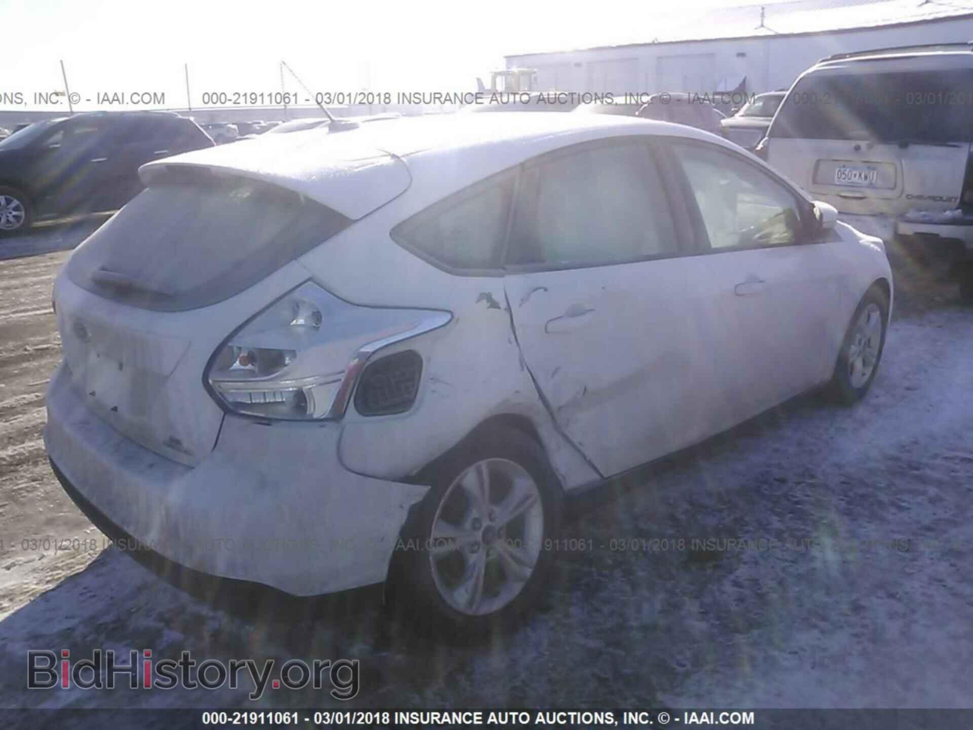 2014 Ford Focus - VIN: 1FADP3K20EL432029 - Фото 4