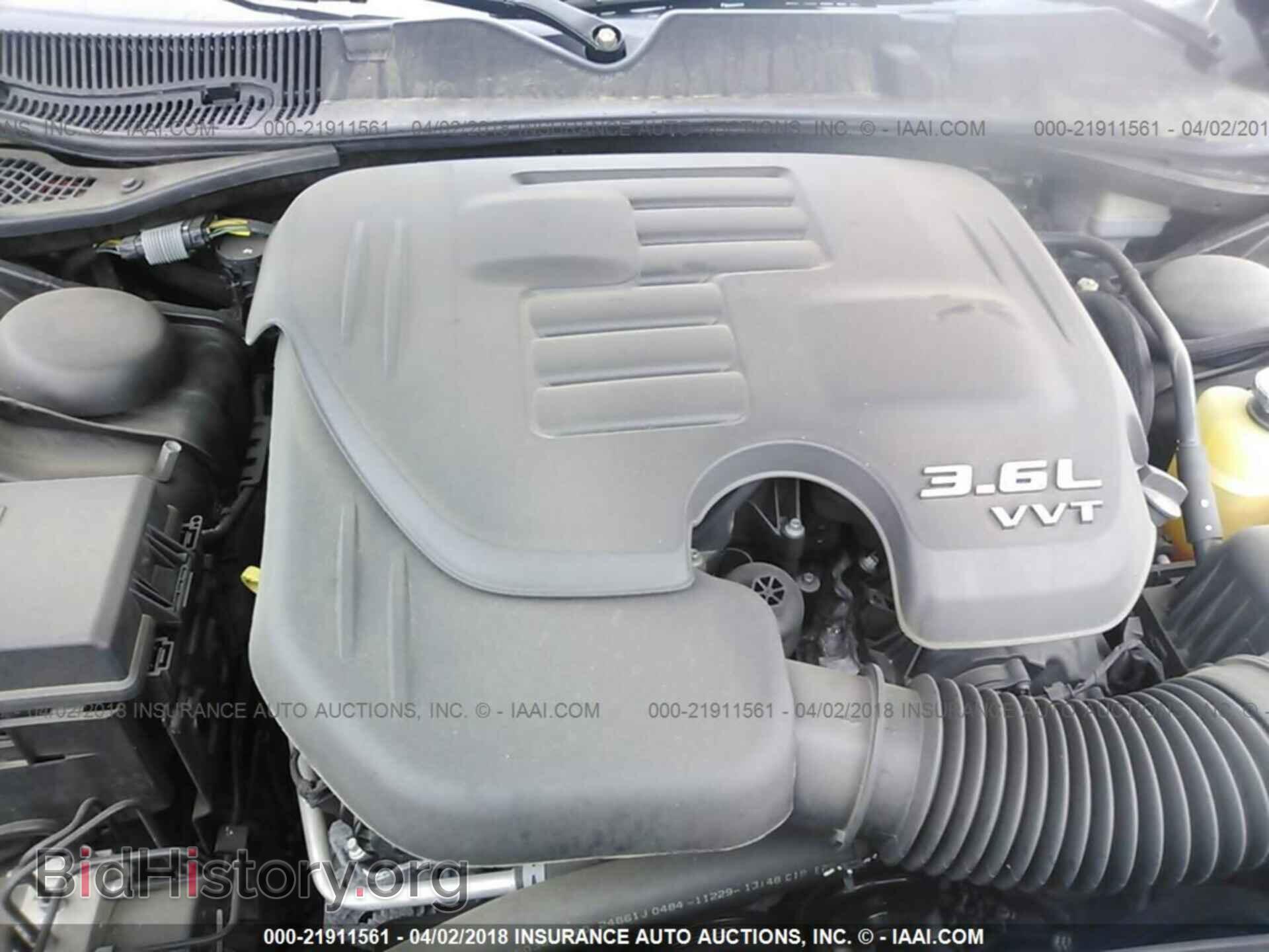 2014 Dodge Challenger - VIN: 2C3CDYAG4EH242714 - Photo 10