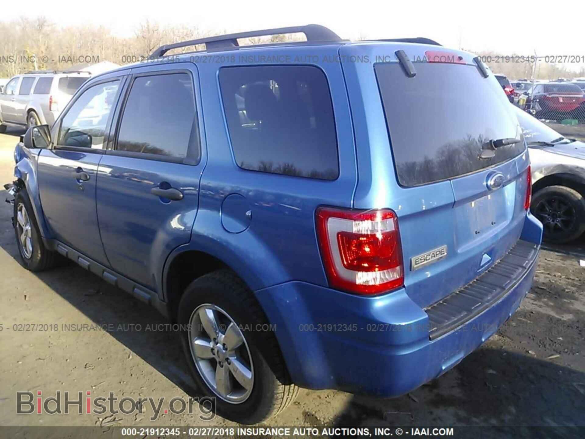 2012 Ford Escape - VIN: 1FMCU0D77CKB75813 - Photo 3