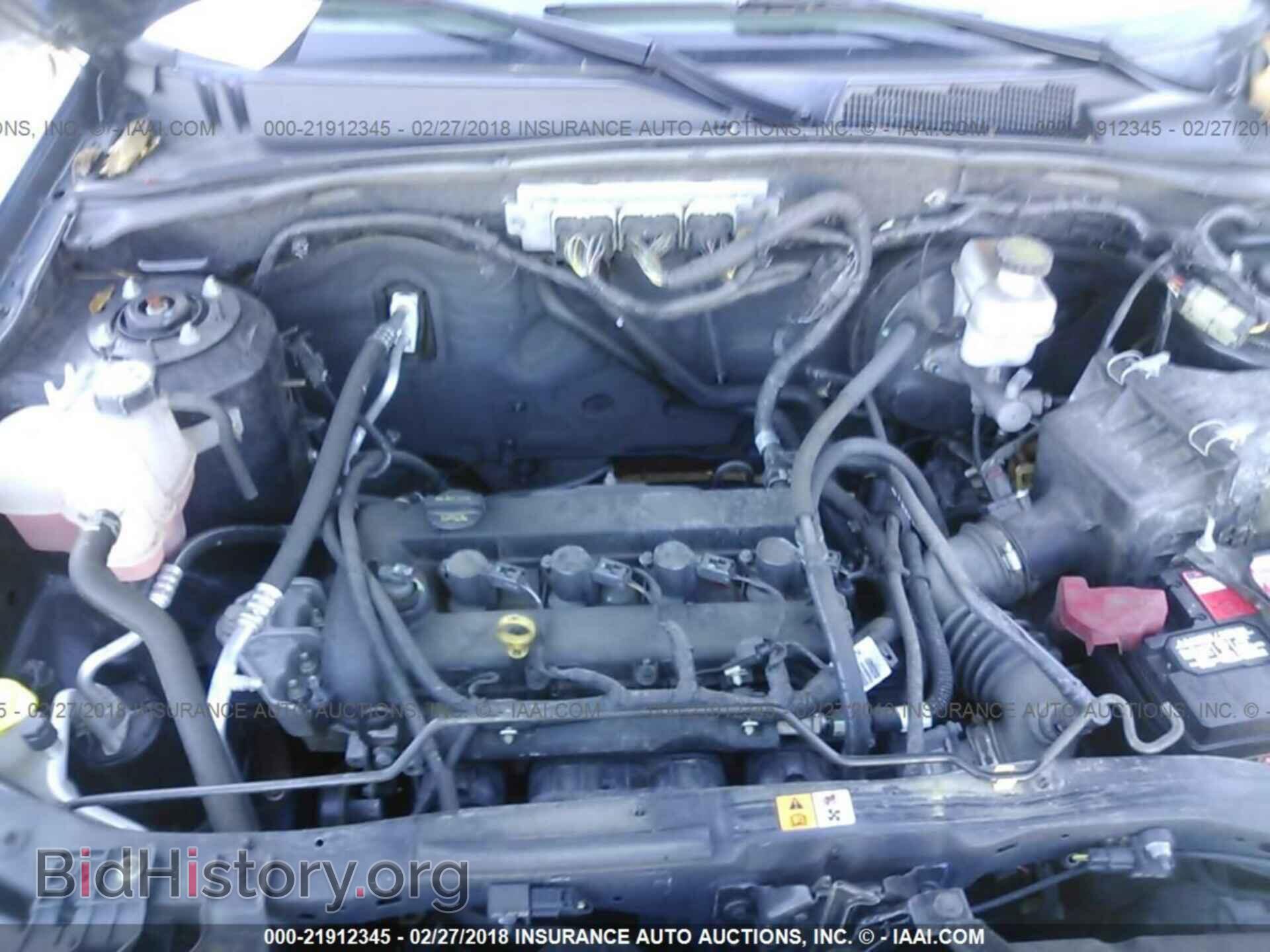 2012 Ford Escape - VIN: 1FMCU0D77CKB75813 - Photo 10