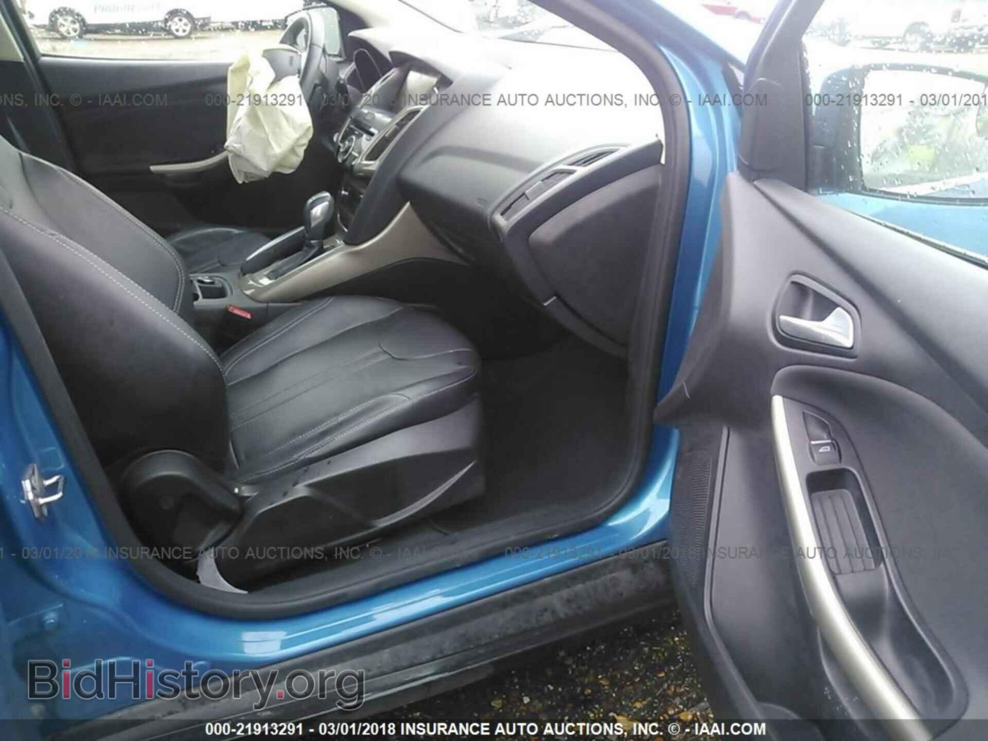 2012 Ford Focus - VIN: 1FAHP3M2XCL287724 - Photo 5