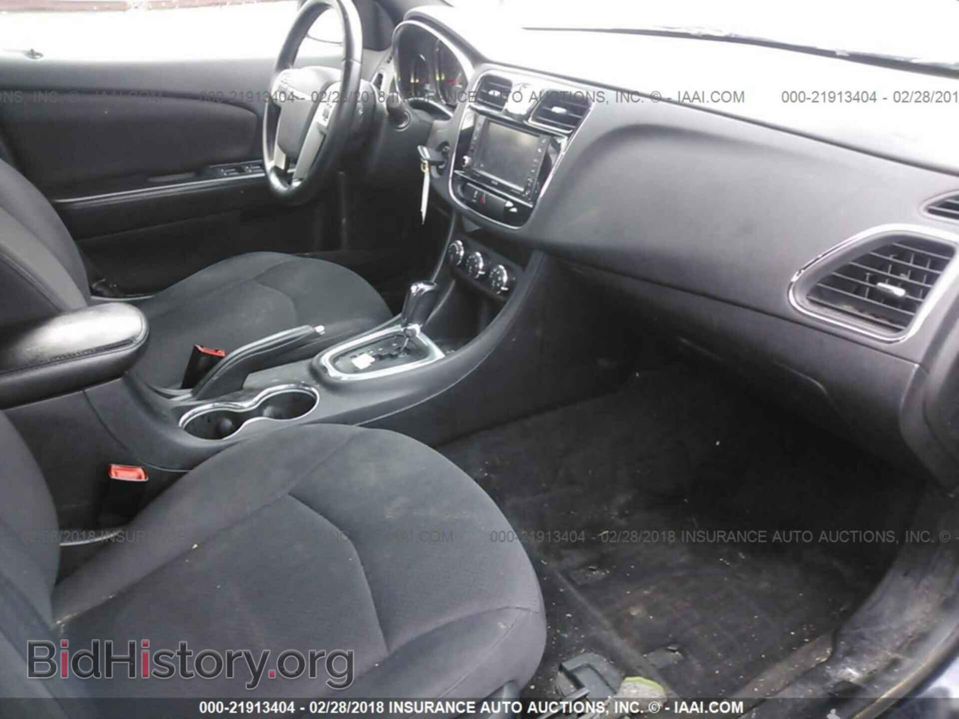 2012 Chrysler 200 - VIN: 1C3CCBBG5CN328892 - Фото 5