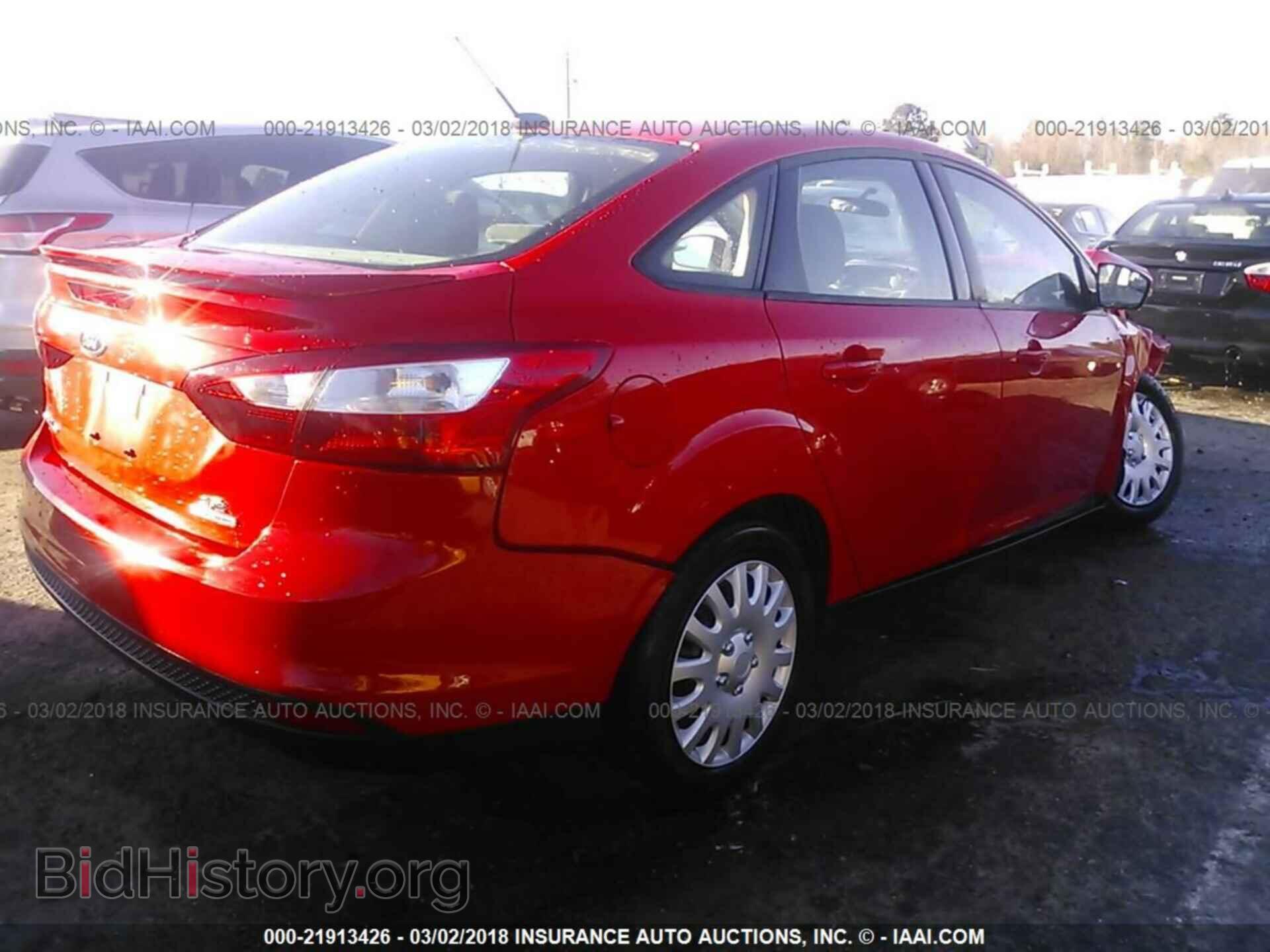 2013 Ford Focus - VIN: 1FADP3F23DL230665 - Photo 4