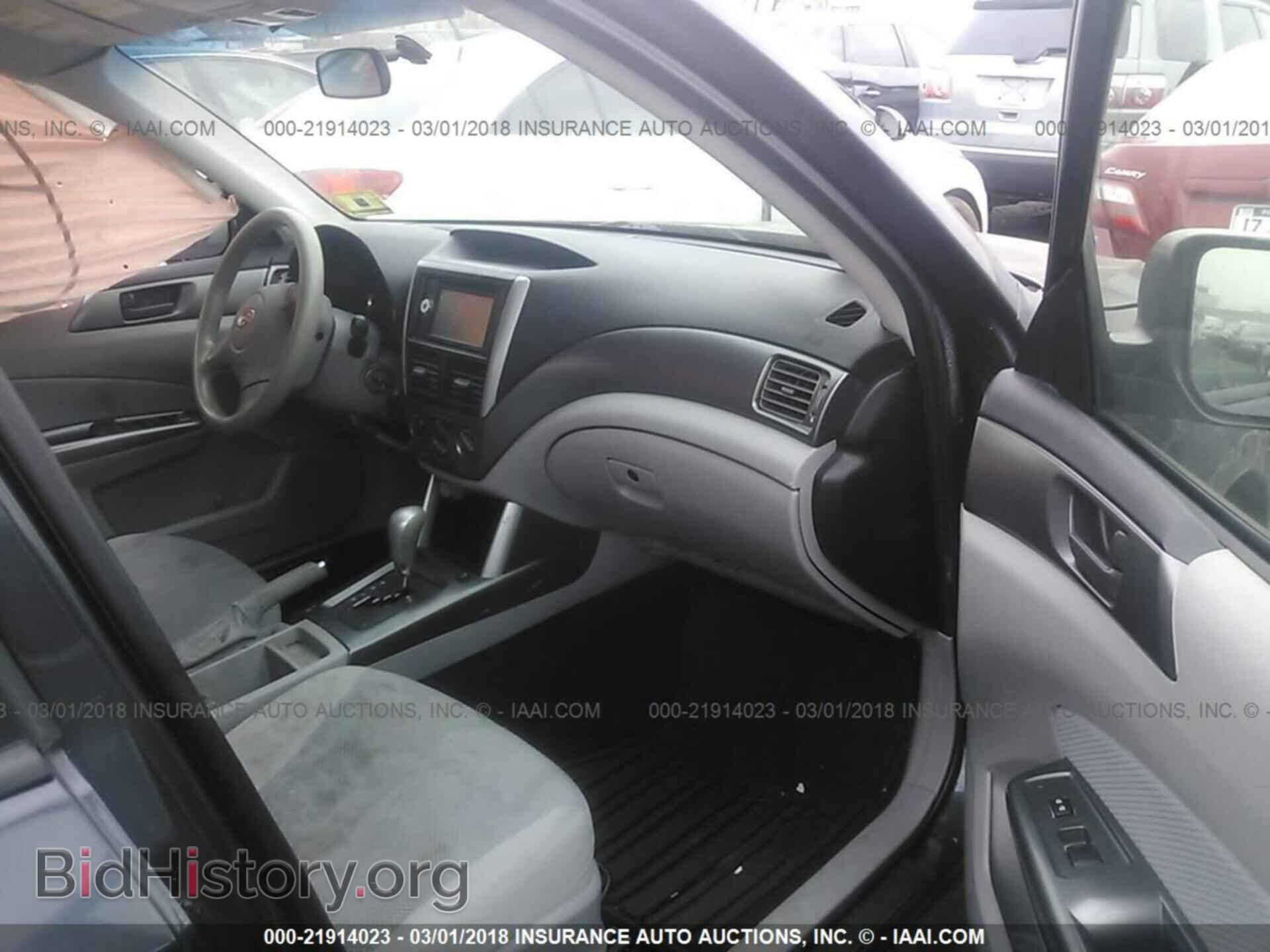 2011 Subaru Forester - VIN: JF2SHABC5BH728742 - Фото 5
