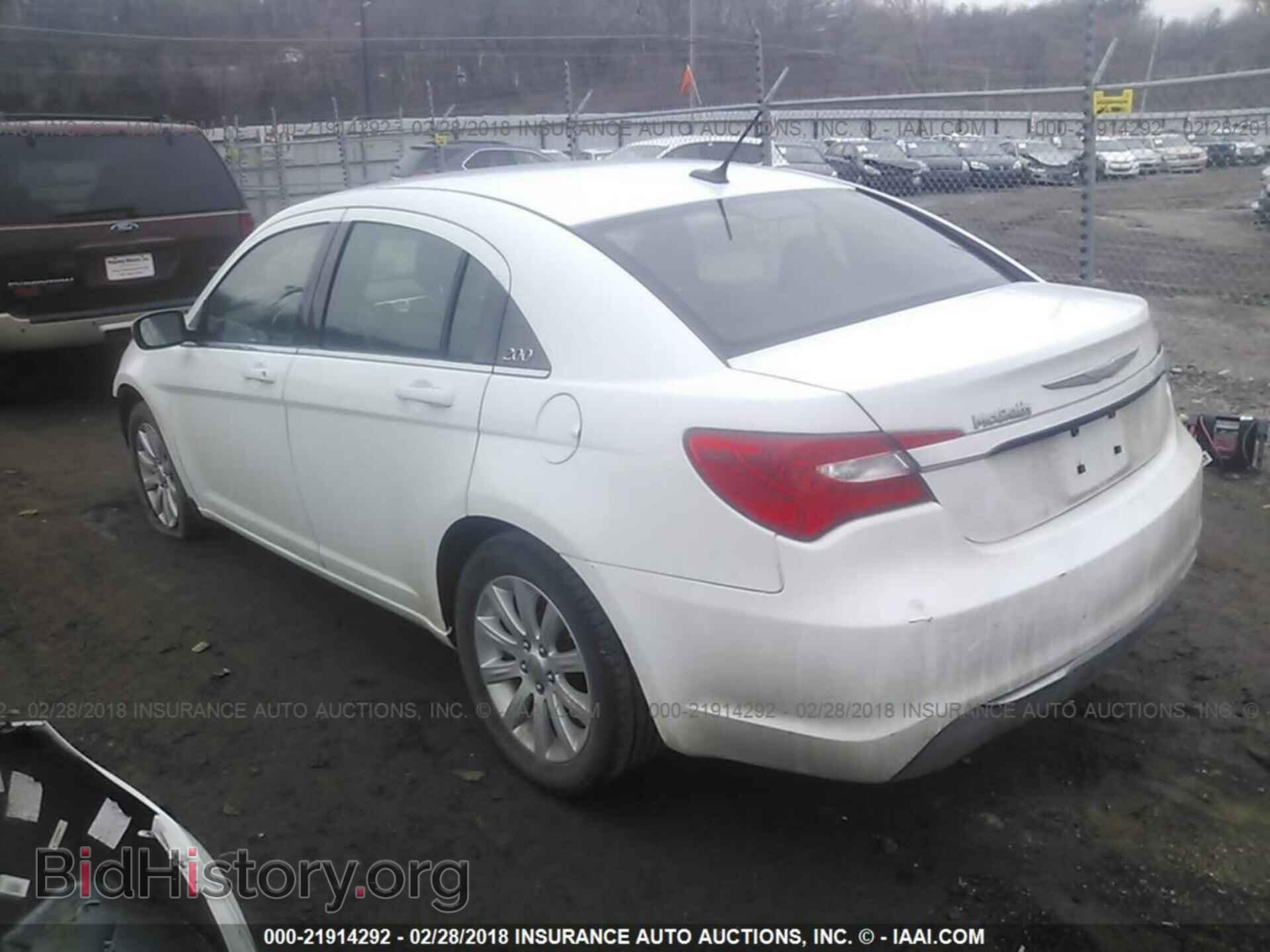 2011 Chrysler 200 - VIN: 1C3BC1FB8BN549860 - Фото 3