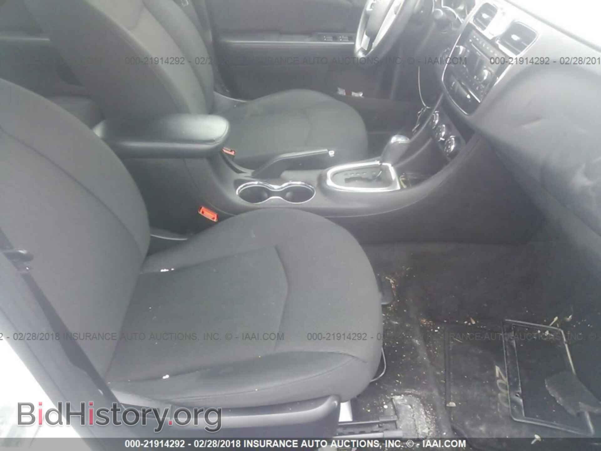 2011 Chrysler 200 - VIN: 1C3BC1FB8BN549860 - Фото 5