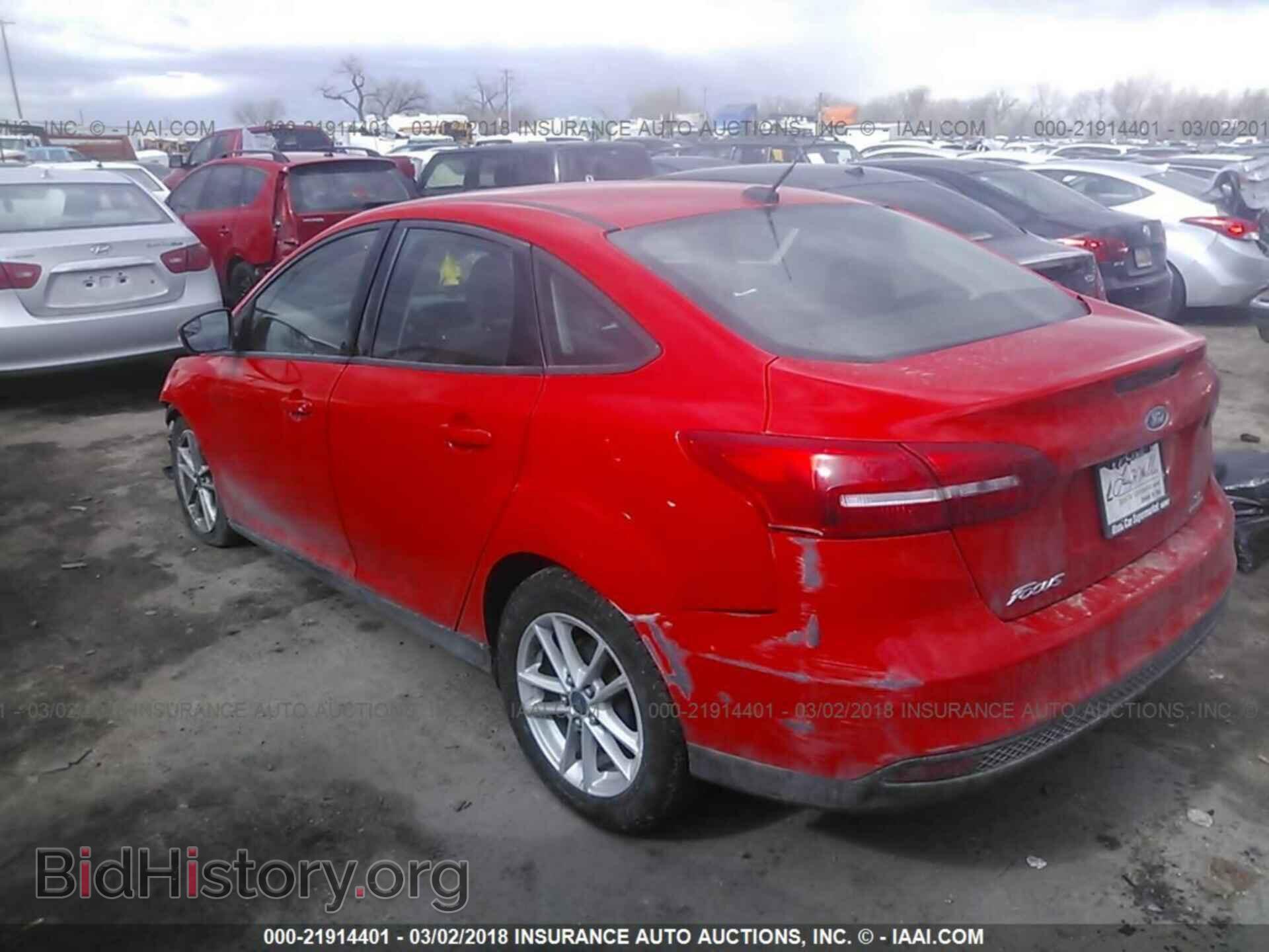 2015 Ford Focus - VIN: 1FADP3F21FL244180 - Фото 3