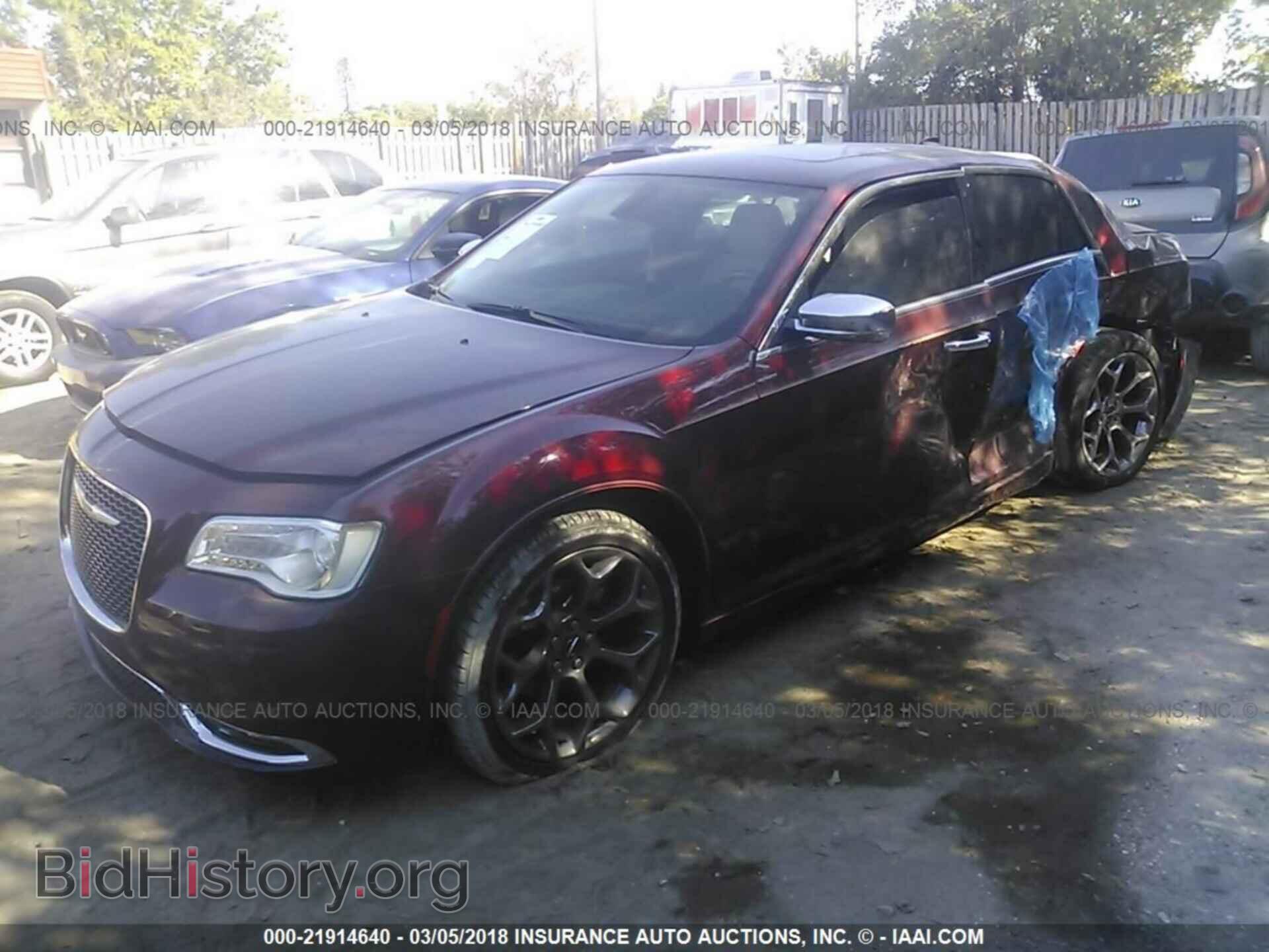 2016 Chrysler 300c - VIN: 2C3CCAEG7GH304565 - Фото 2