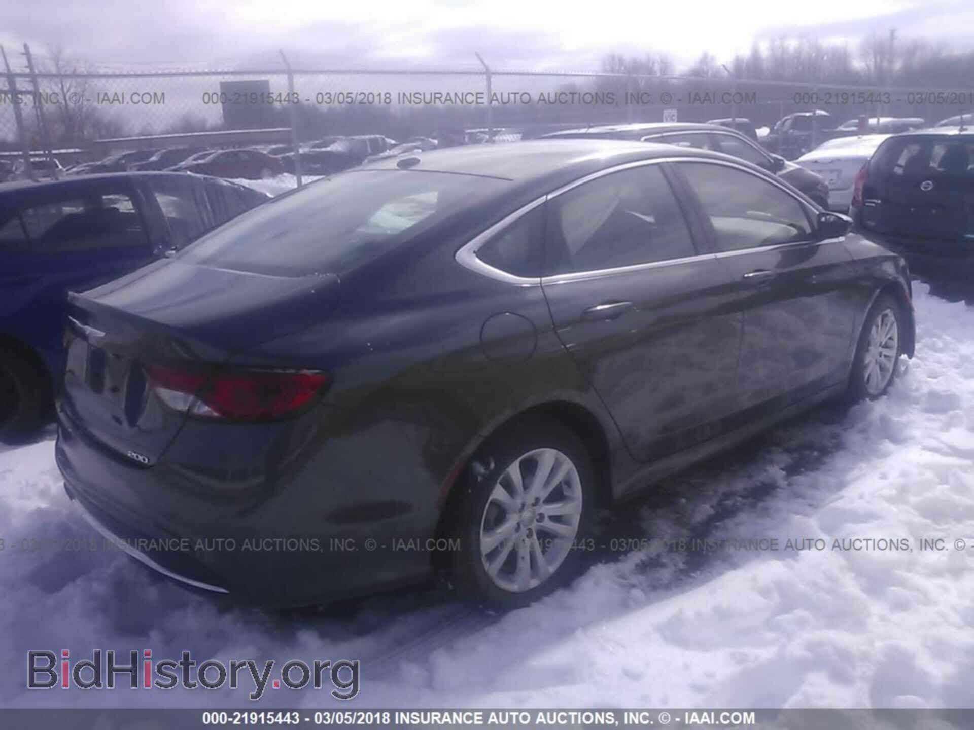 2016 Chrysler 200 - VIN: 1C3CCCAB4GN159546 - Photo 4