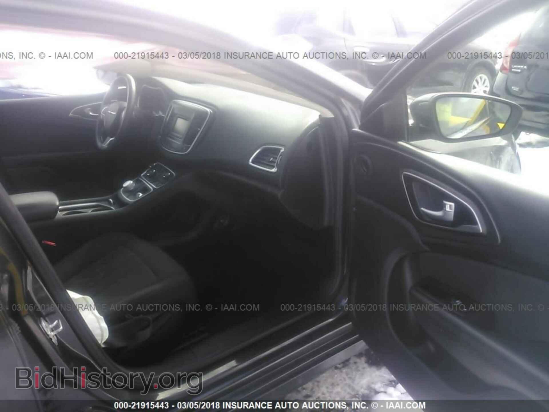 2016 Chrysler 200 - VIN: 1C3CCCAB4GN159546 - Photo 5