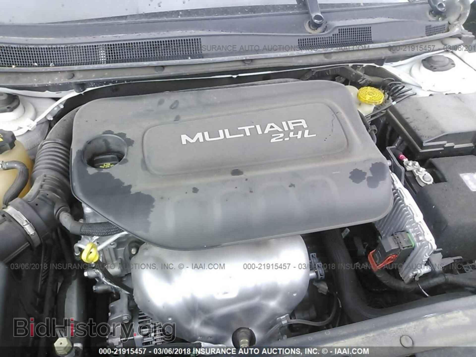 2015 Chrysler 200 - VIN: 1C3CCCAB6FN577802 - Фото 10