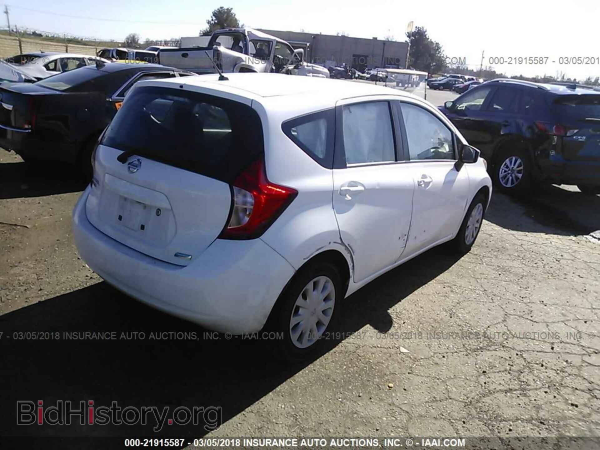 2015 Nissan Versa note - VIN: 3N1CE2CP1FL394416 - Фото 4