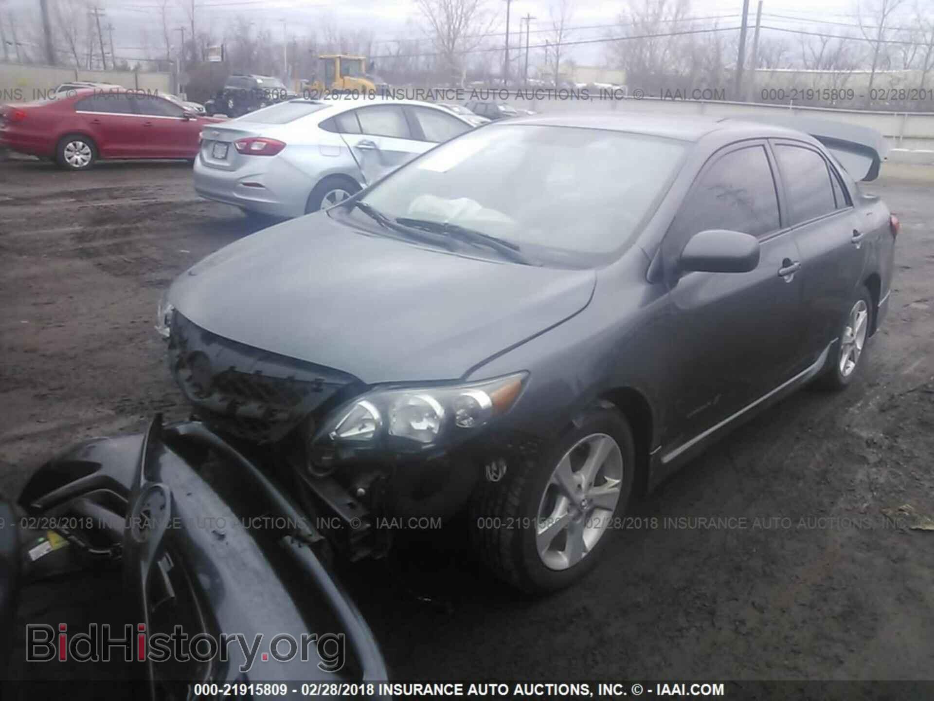 2011 Toyota Corolla - VIN: 2T1BU4EE2BC640549 - Photo 2