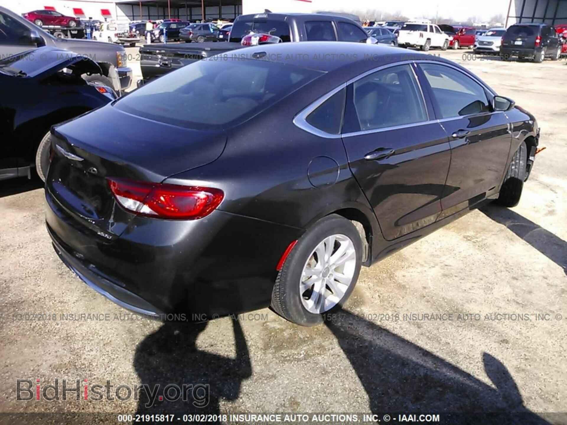 2016 Chrysler 200 - VIN: 1C3CCCAB0GN131274 - Photo 4