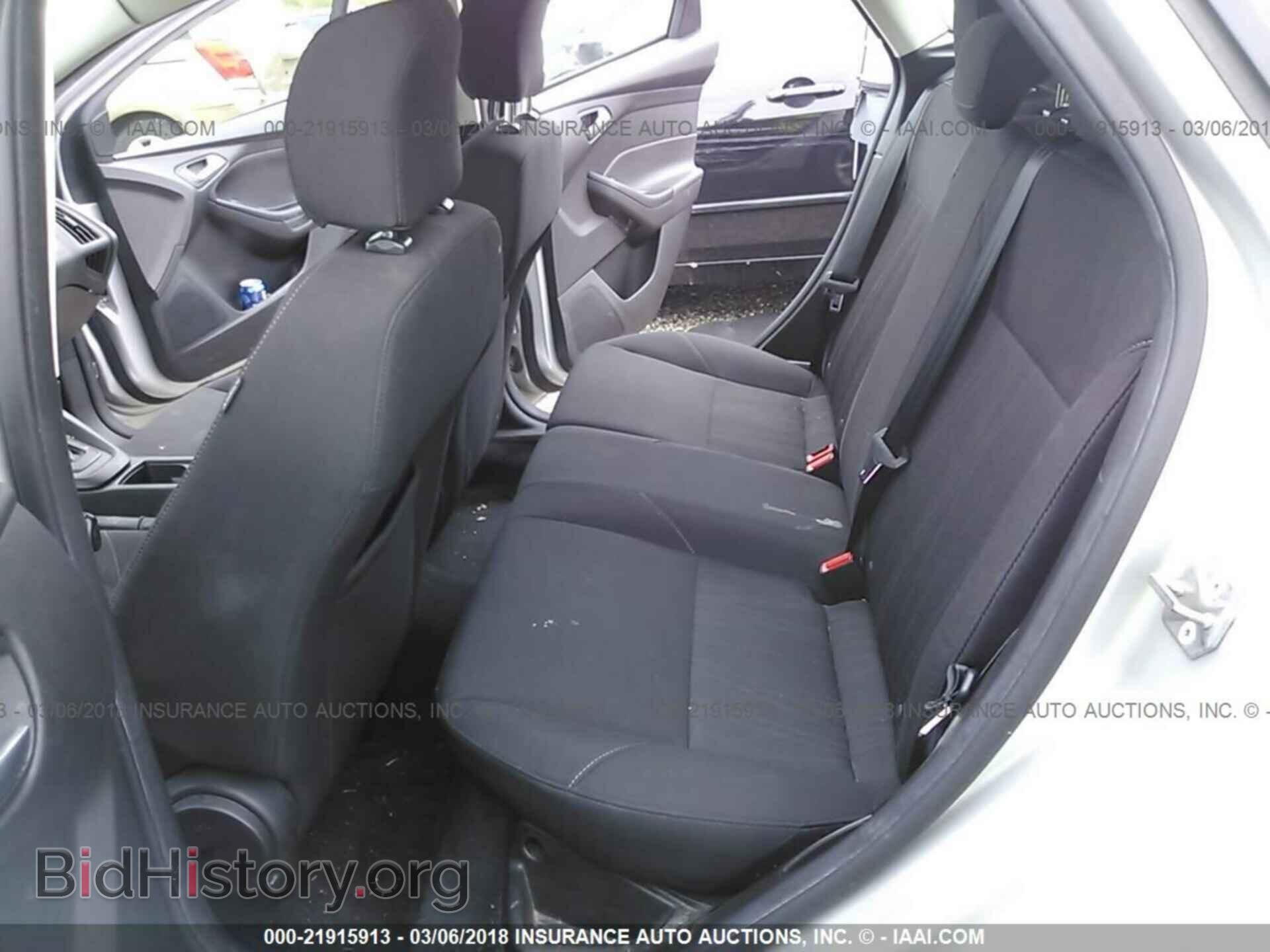 2016 Ford Focus - VIN: 1FADP3K29GL318226 - Photo 8
