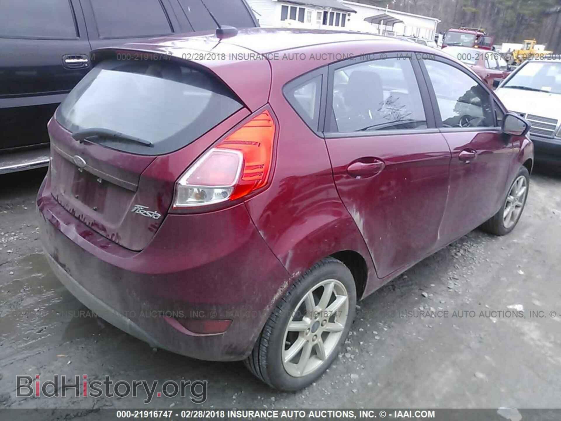 2017 Ford Fiesta - VIN: 3FADP4EJ1HM155628 - Фото 4