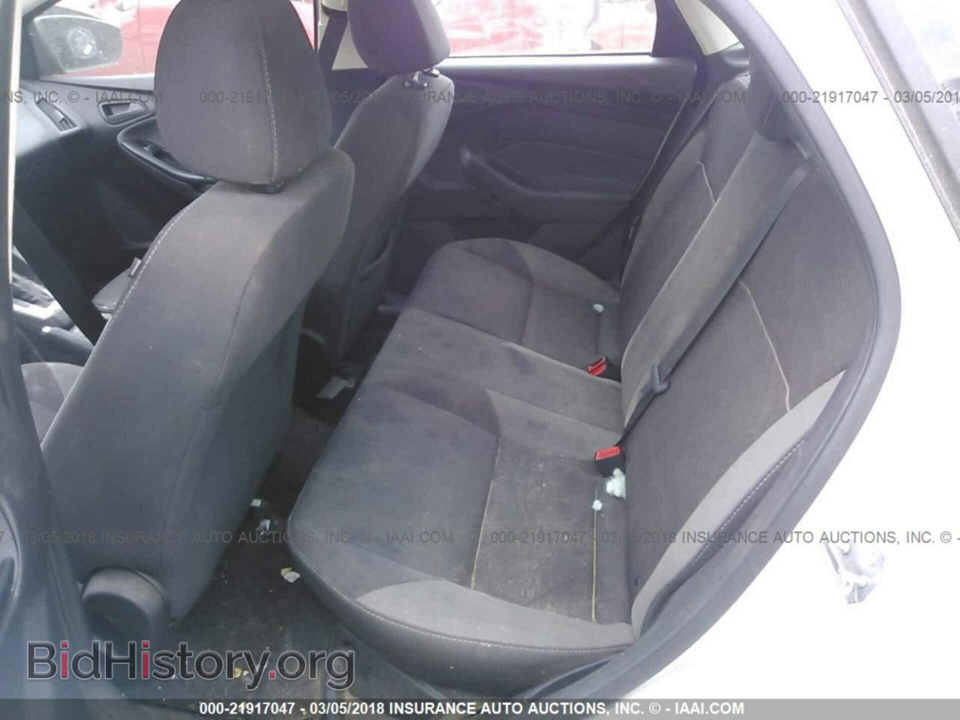 2012 Ford Focus - VIN: 1FAHP3F28CL469502 - Photo 8