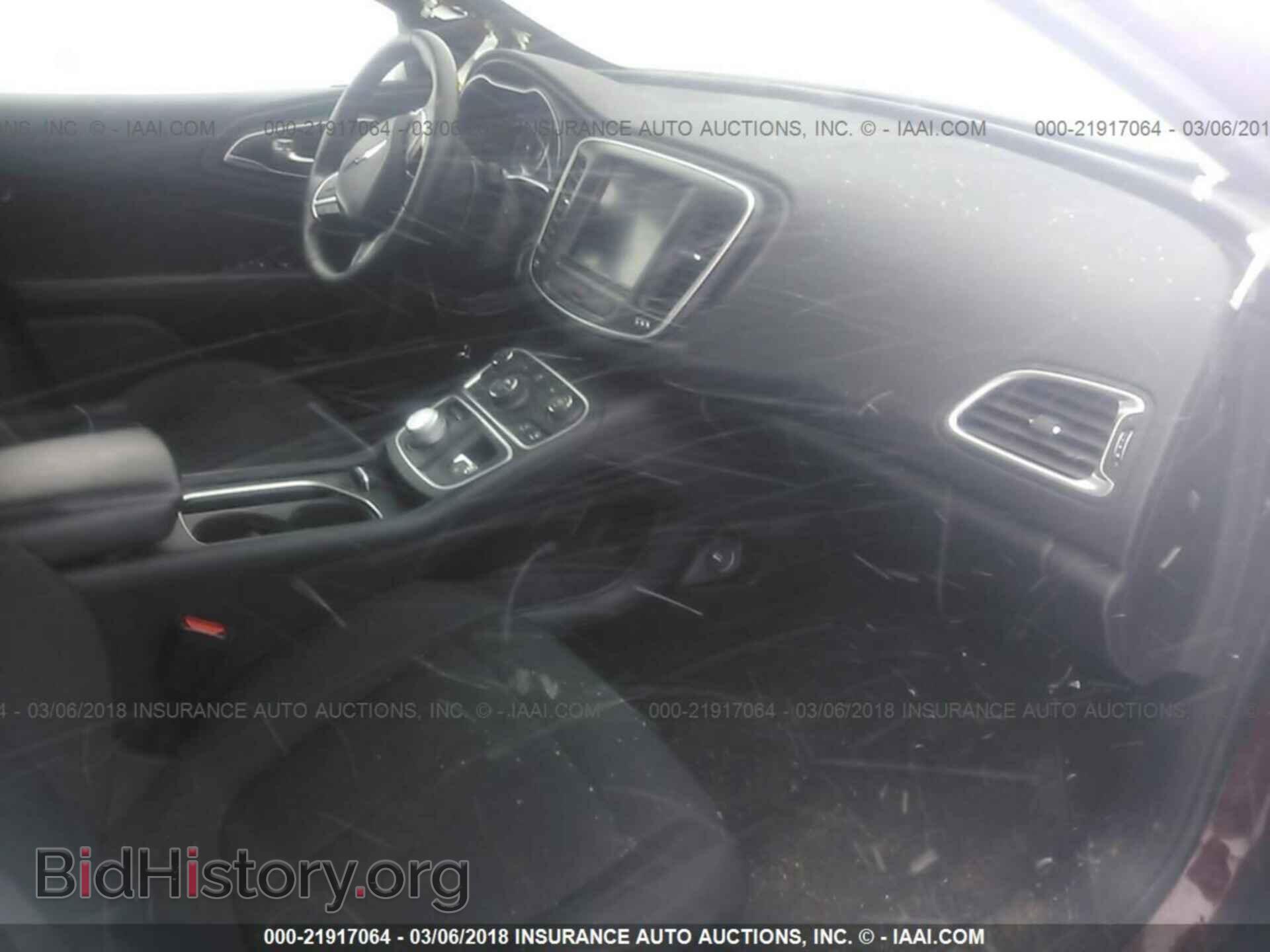 2016 Chrysler 200 - VIN: 1C3CCCAB2GN157794 - Photo 5