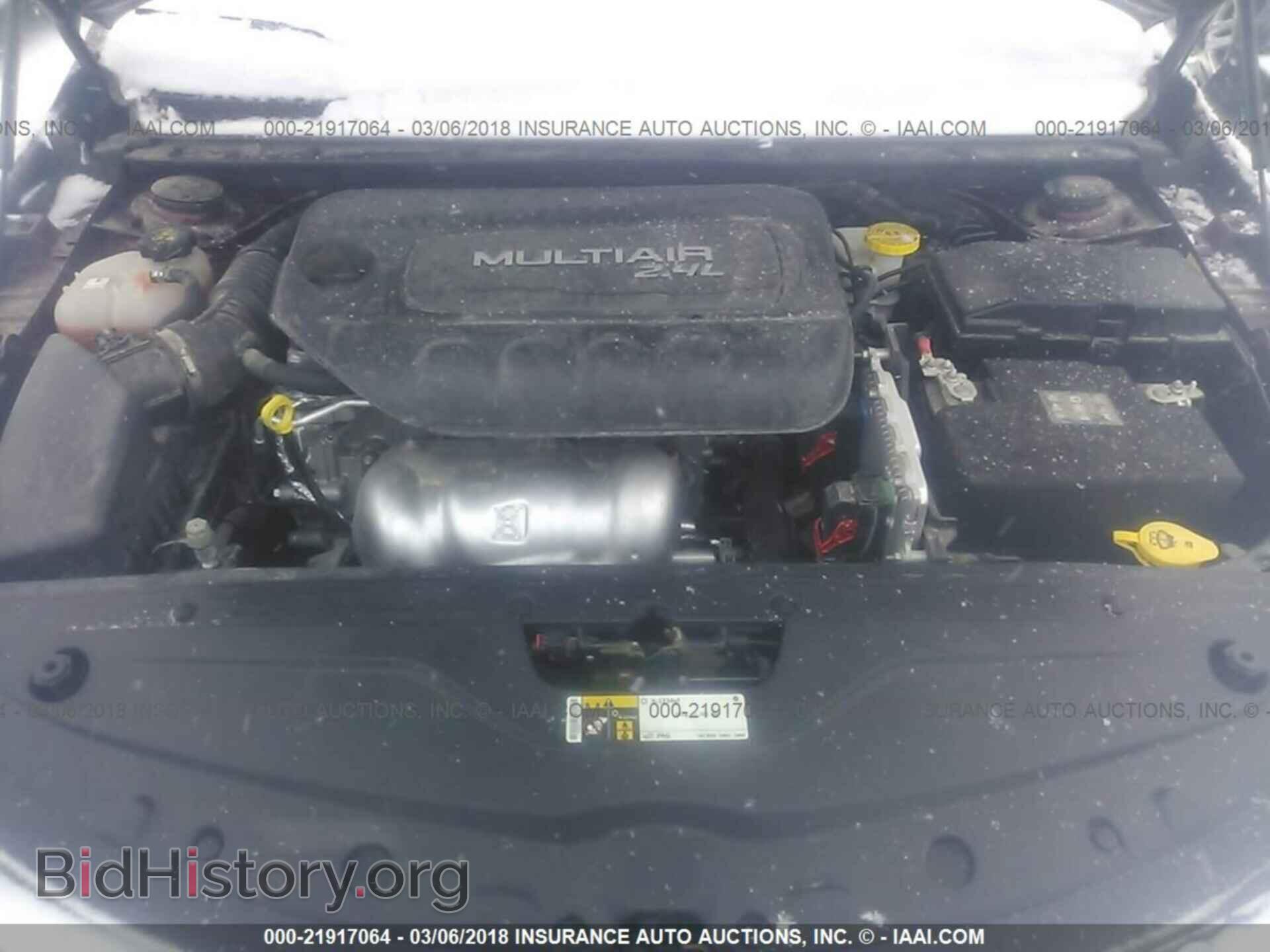 2016 Chrysler 200 - VIN: 1C3CCCAB2GN157794 - Photo 10