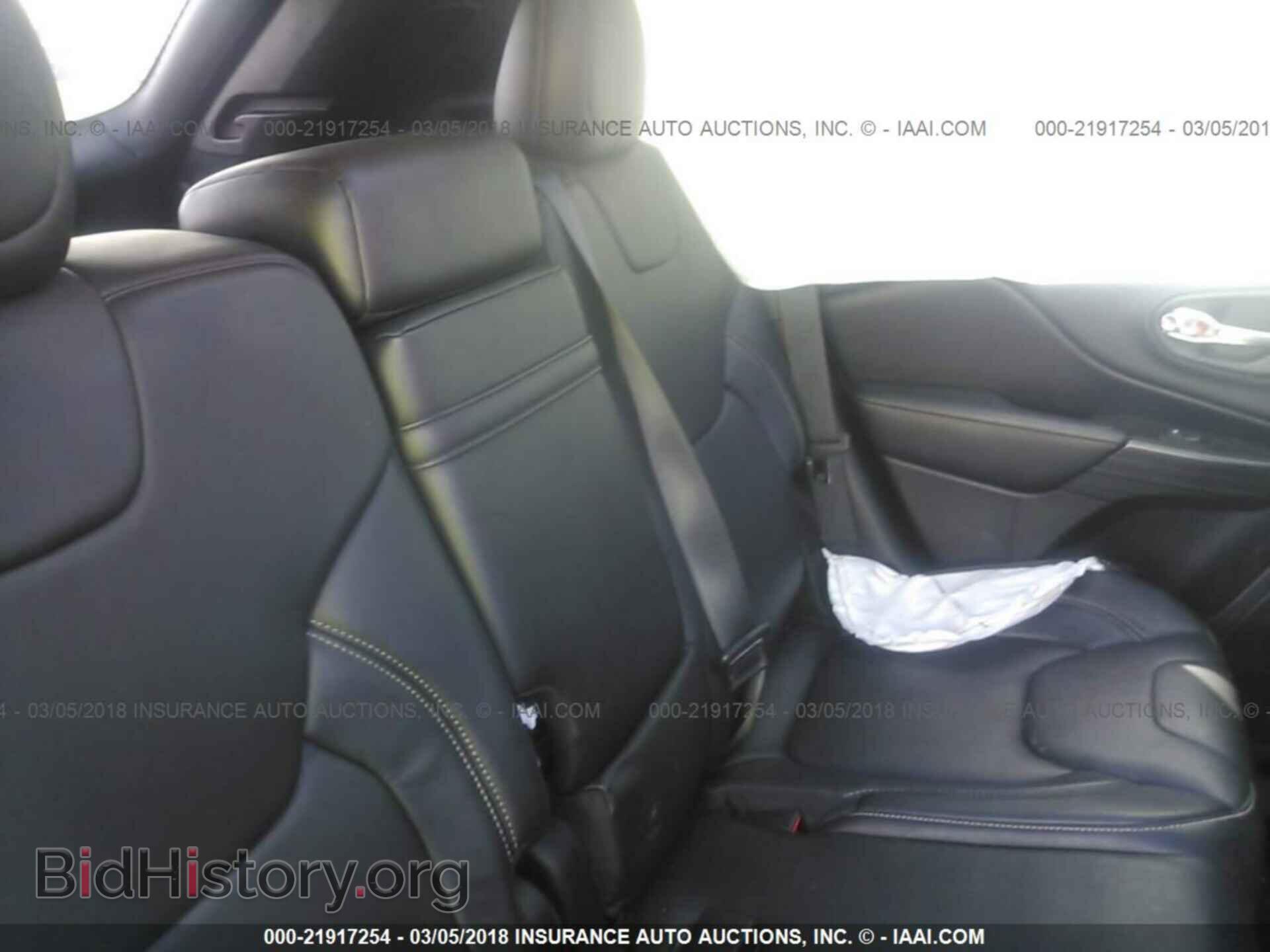 2014 Jeep Cherokee - VIN: 1C4PJMDBXEW153455 - Photo 8