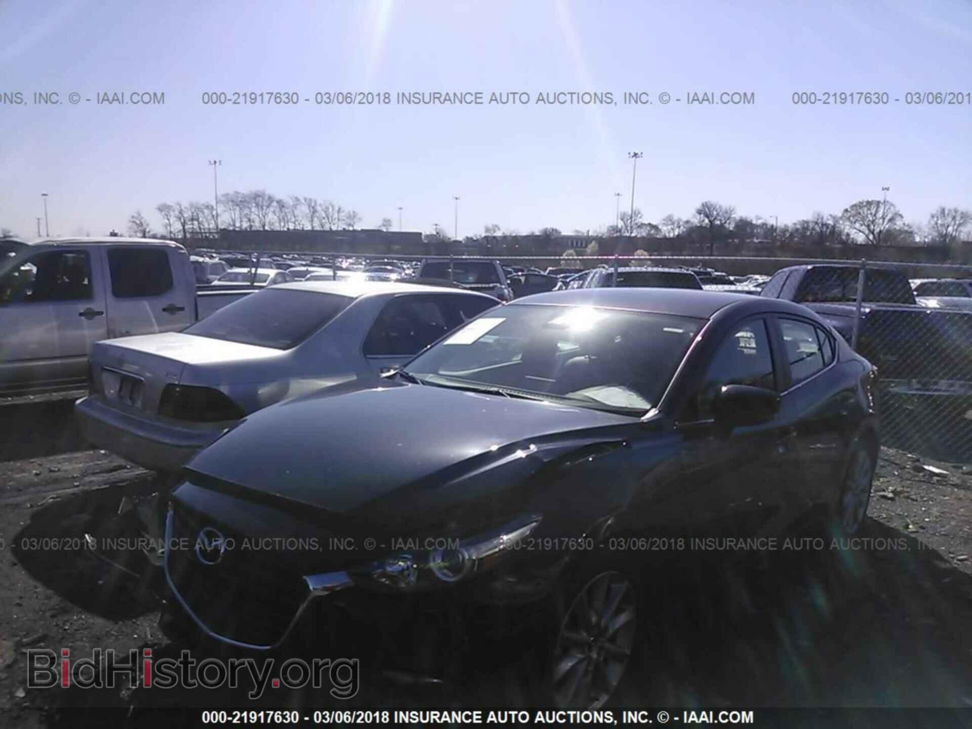 2017 Mazda 3 - VIN: 3MZBN1V77HM128263 - Photo 2