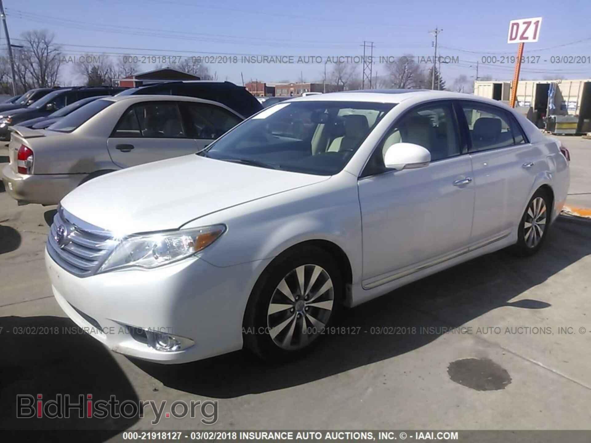 2011 Toyota Avalon - VIN: 4T1BK3DB3BU420441 - Фото 2