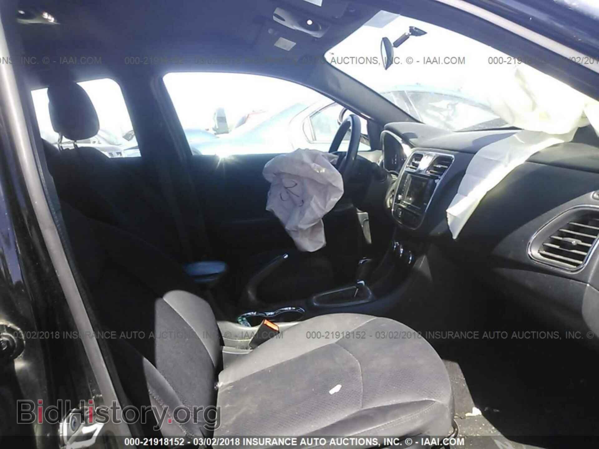 2012 Chrysler 200 - VIN: 1C3CCBBB0CN301815 - Photo 5