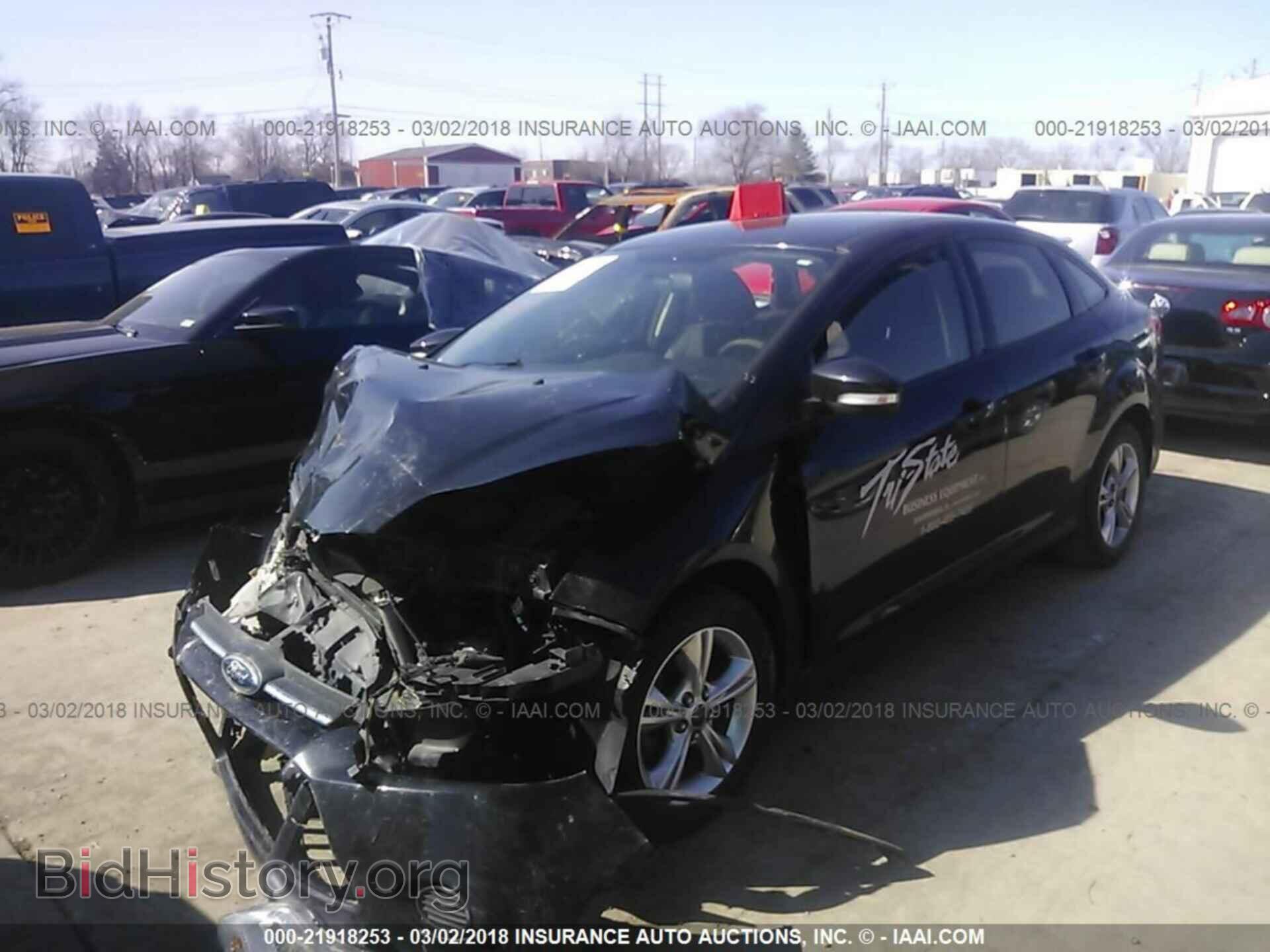 2014 Ford Focus - VIN: 1FADP3F2XEL396294 - Photo 2