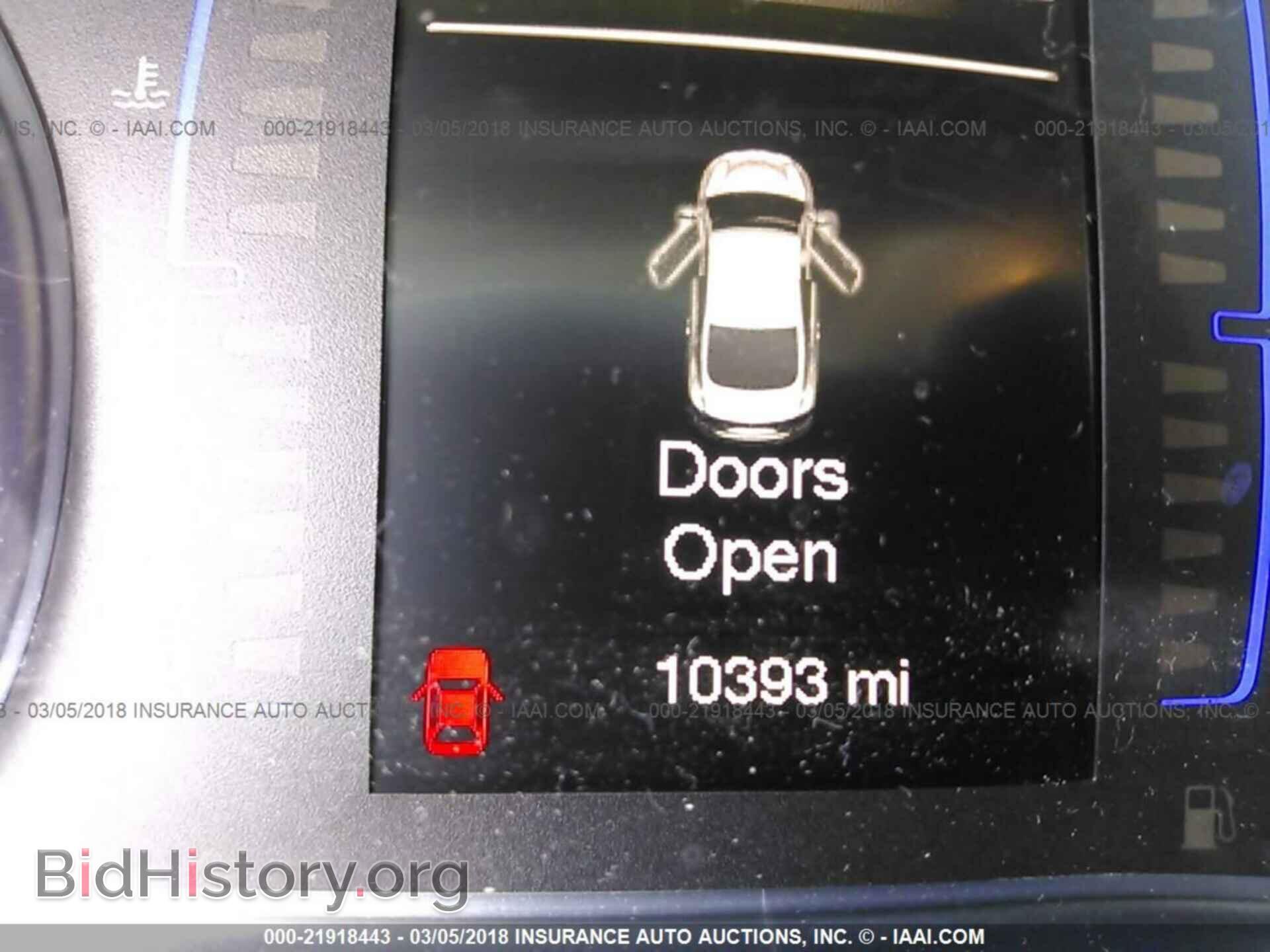 2017 Chrysler 200 - VIN: 1C3CCCFB4HN510952 - Photo 7