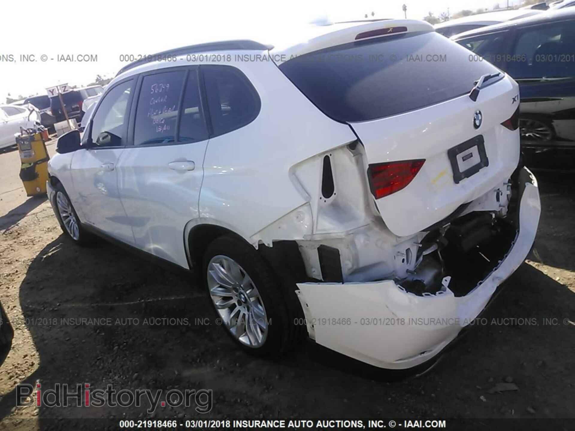 2014 Bmw X1 - VIN: WBAVM1C51EVW47019 - Фото 3
