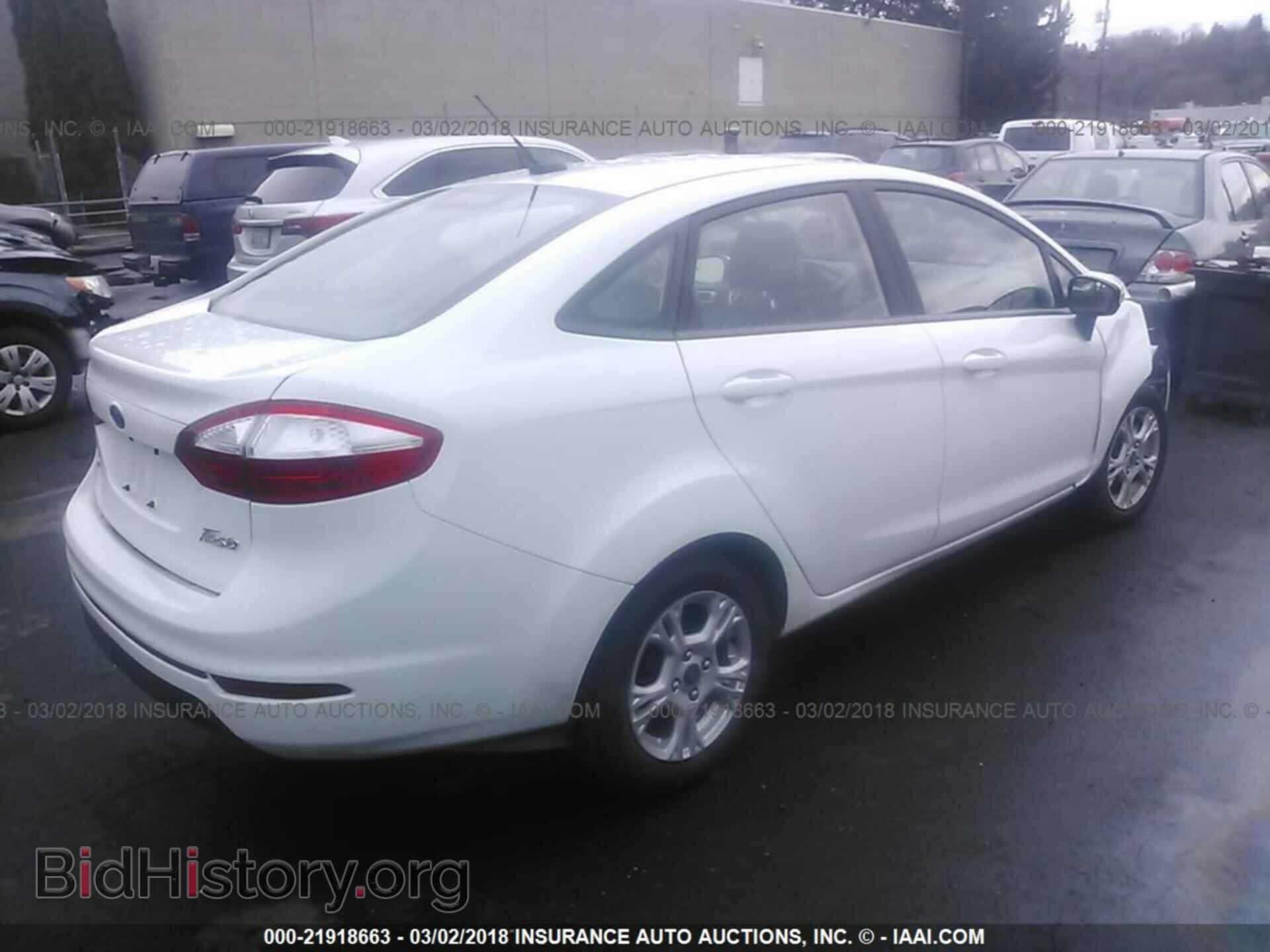 2016 Ford Fiesta - VIN: 3FADP4BJ8GM208490 - Фото 4