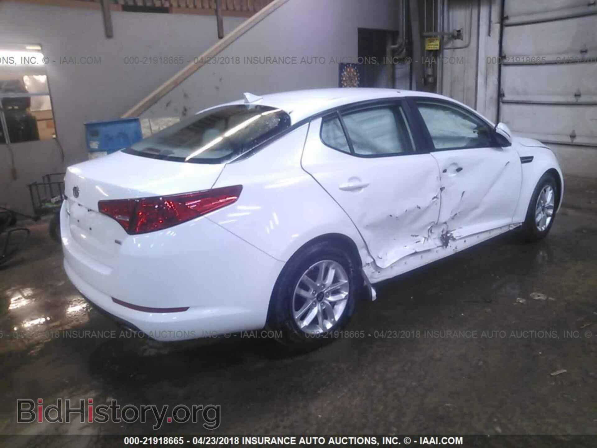 2011 Kia Optima - VIN: KNAGM4A7XB5190012 - Фото 4