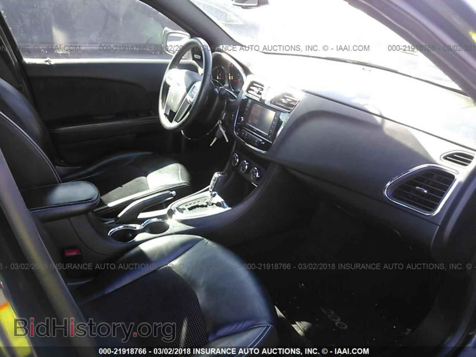 2013 Chrysler 200 - VIN: 1C3CCBCG8DN523952 - Photo 5