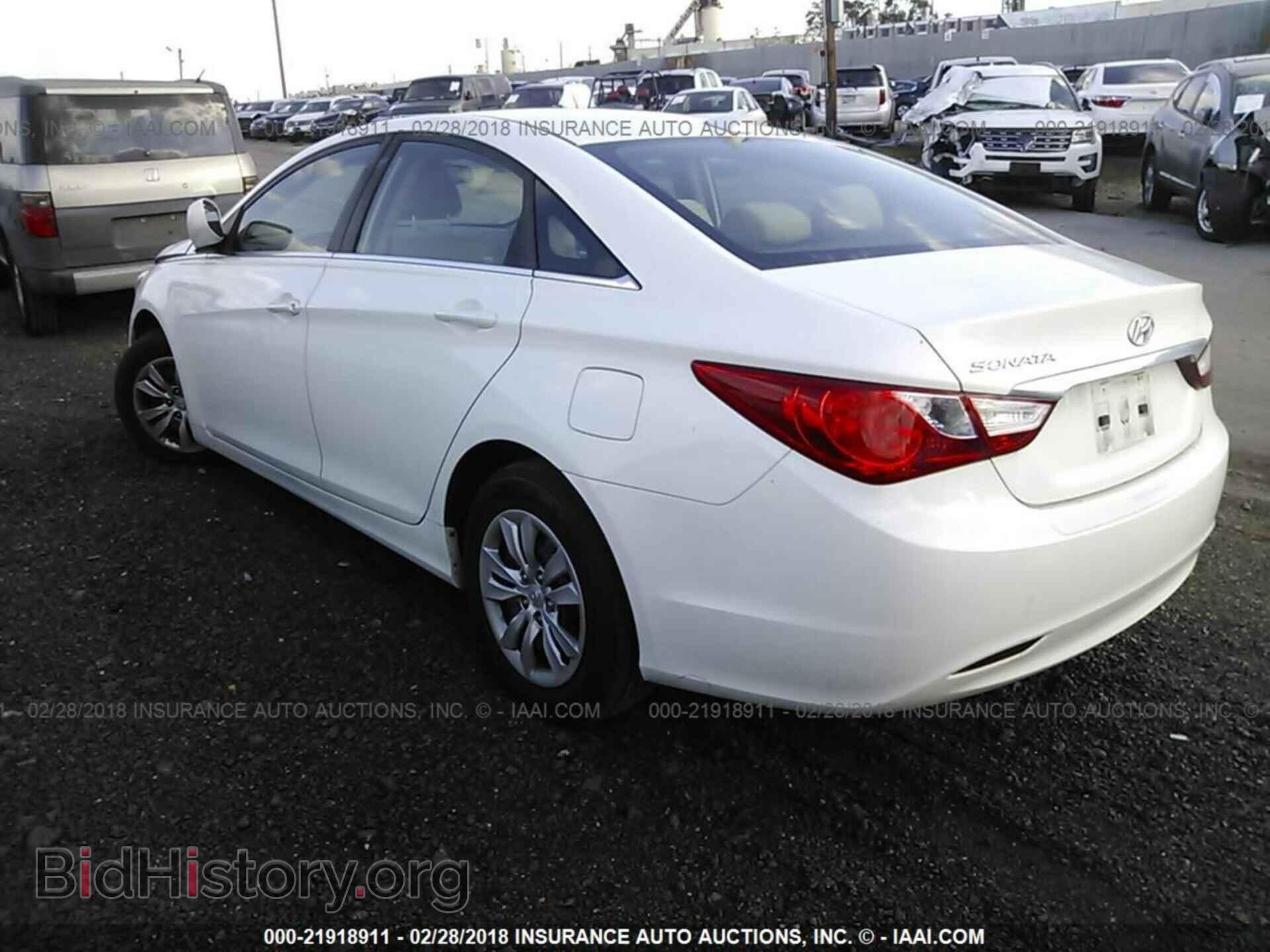 2012 Hyundai Sonata - VIN: 5NPEB4AC8CH434383 - Фото 3