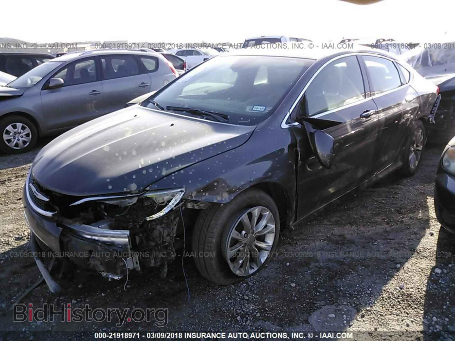 2015 Chrysler 200 - VIN: 1C3CCCCB4FN549509 - Фото 2