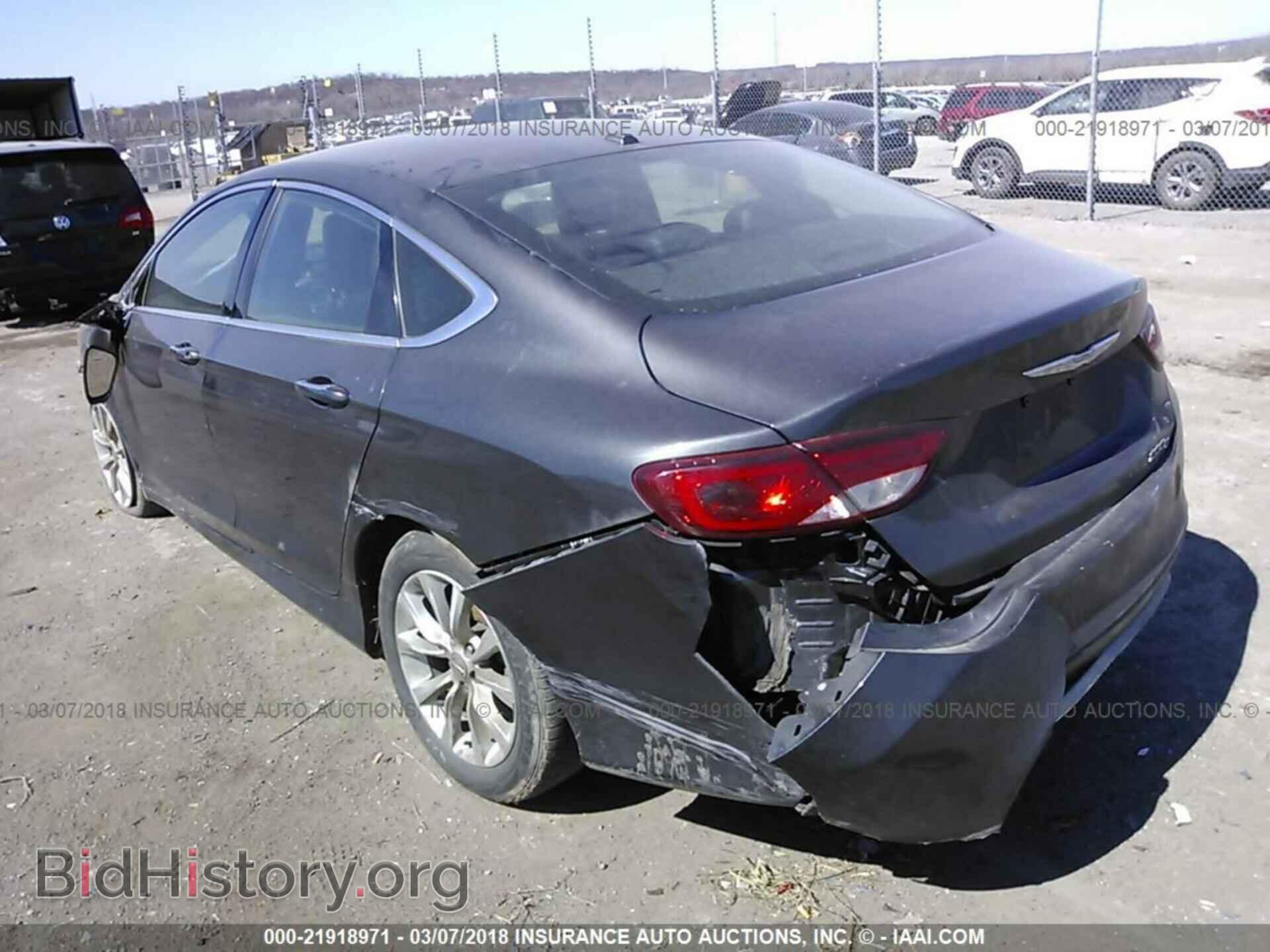 2015 Chrysler 200 - VIN: 1C3CCCCB4FN549509 - Фото 3