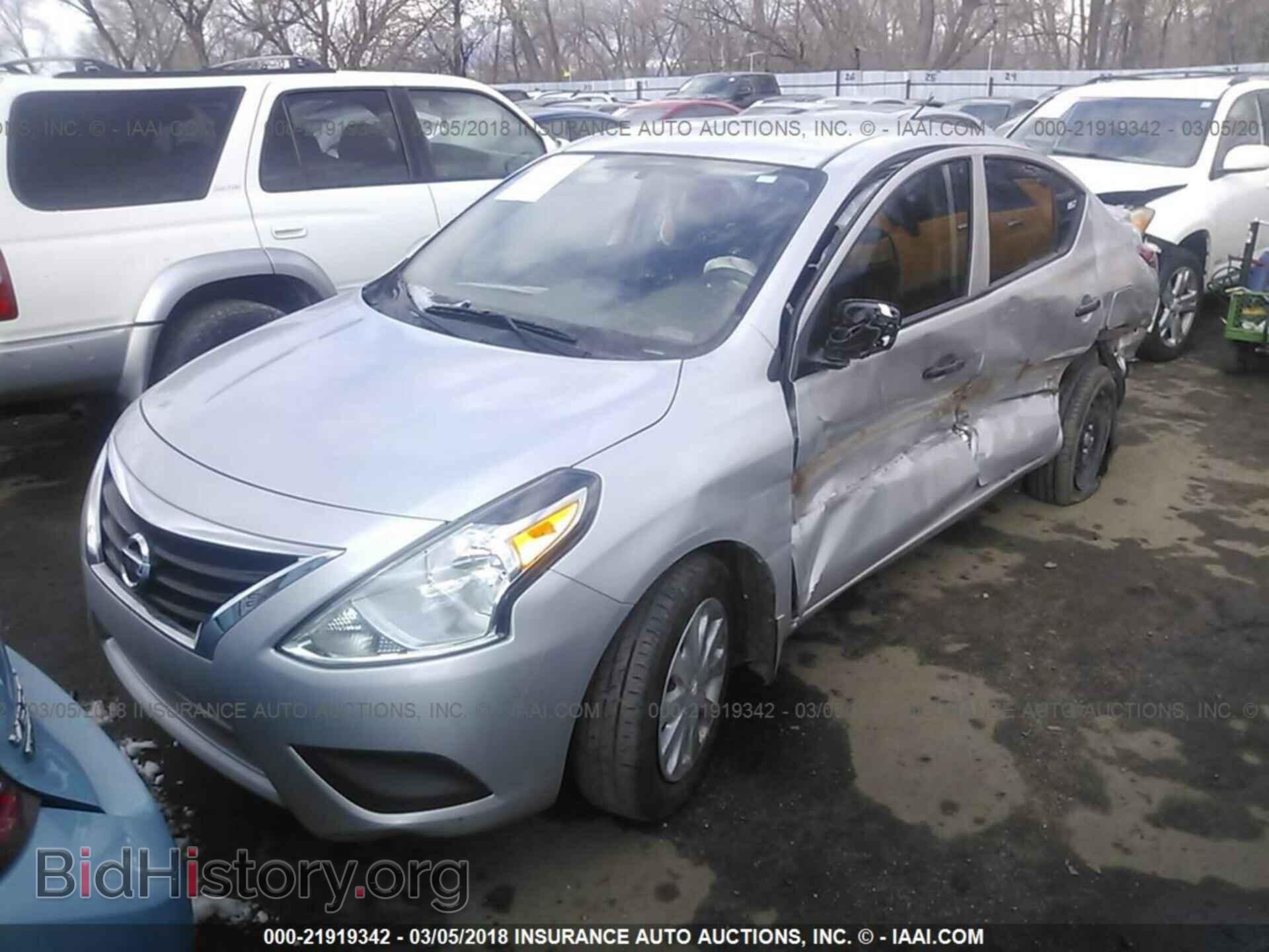 2016 Nissan Versa - VIN: 3N1CN7AP1GL835737 - Фото 2