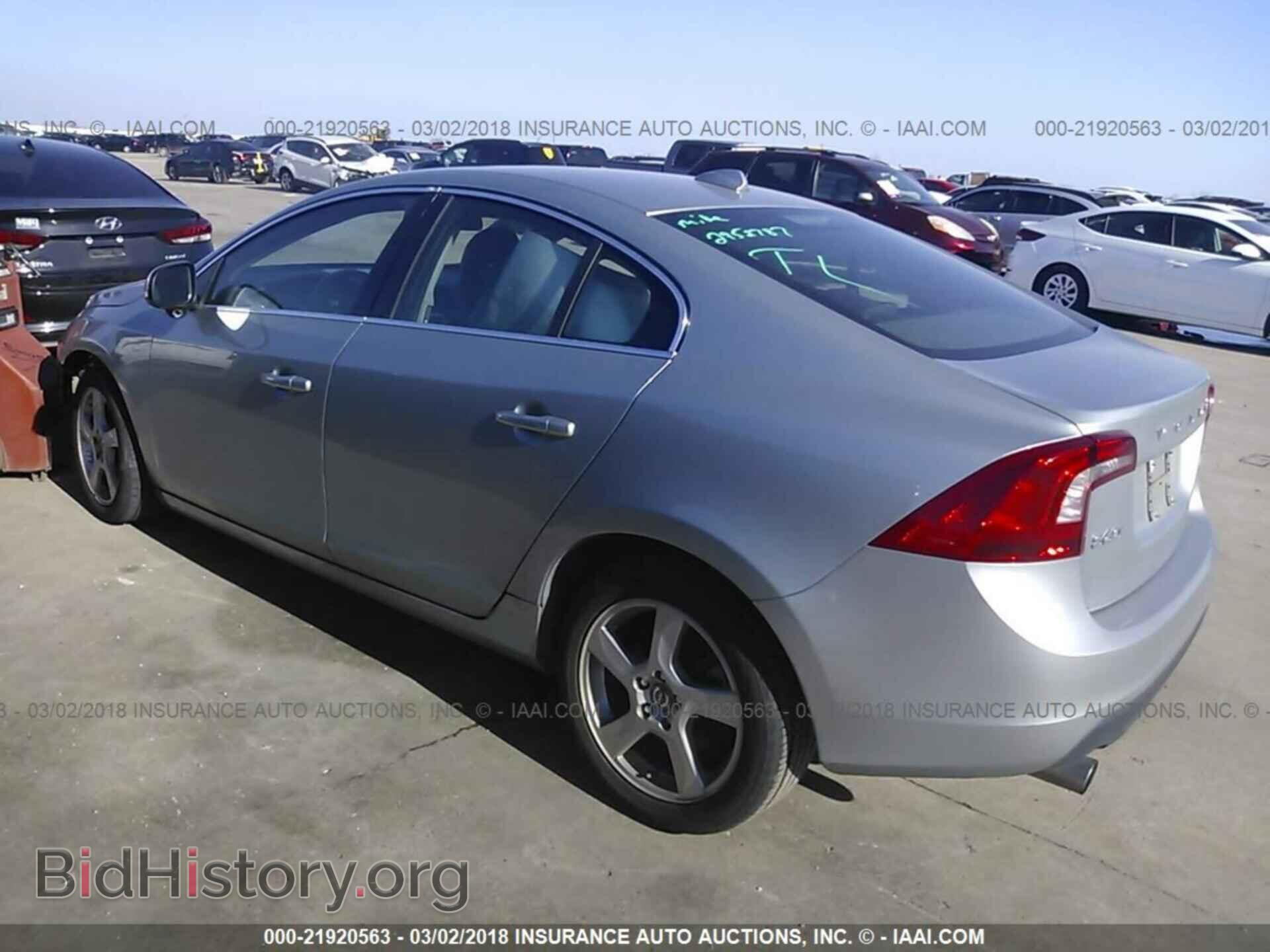 2013 Volvo S60 - VIN: YV1612FS0D2208105 - Фото 3
