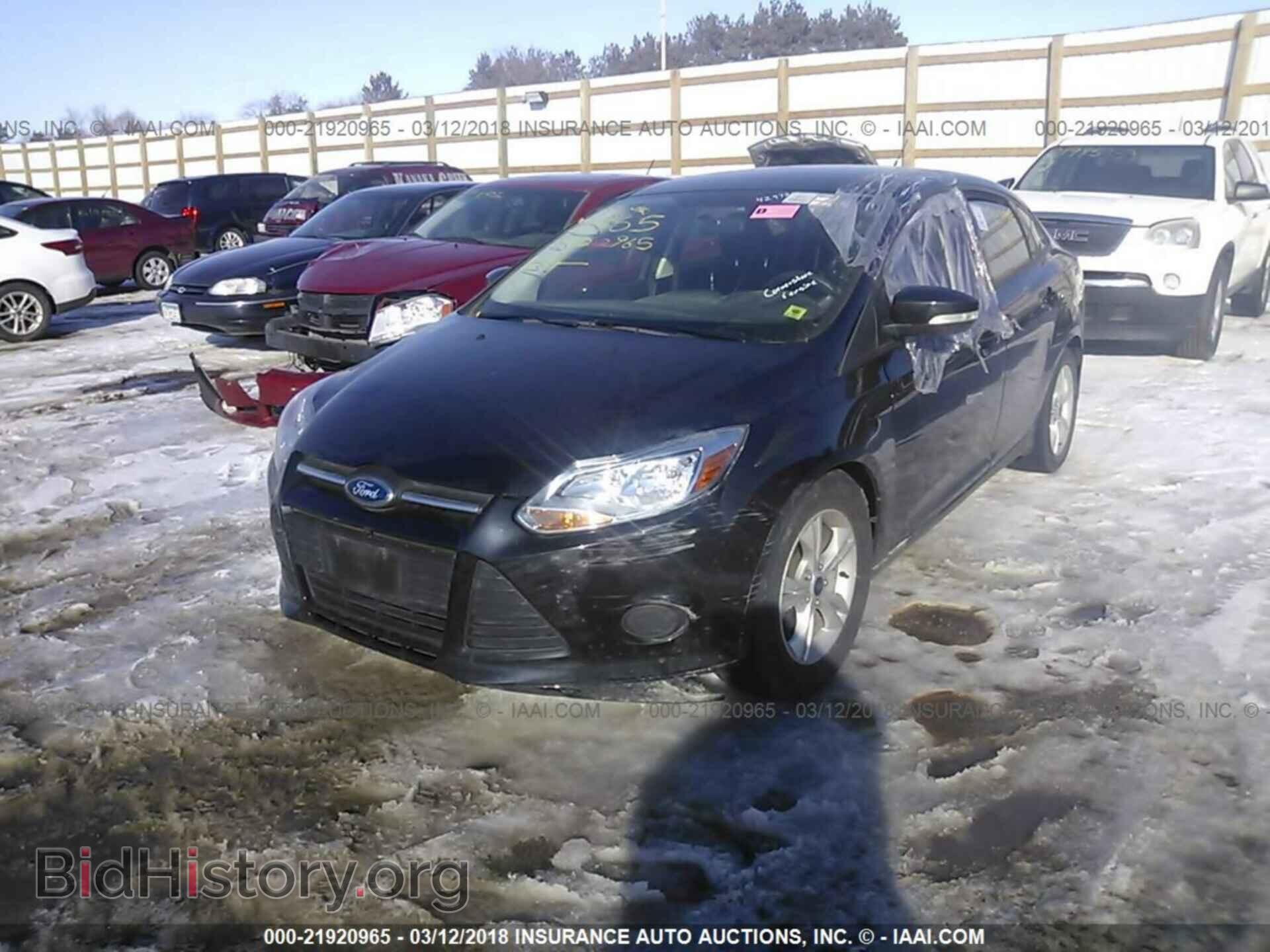 2014 Ford Focus - VIN: 1FADP3F29EL431715 - Photo 2