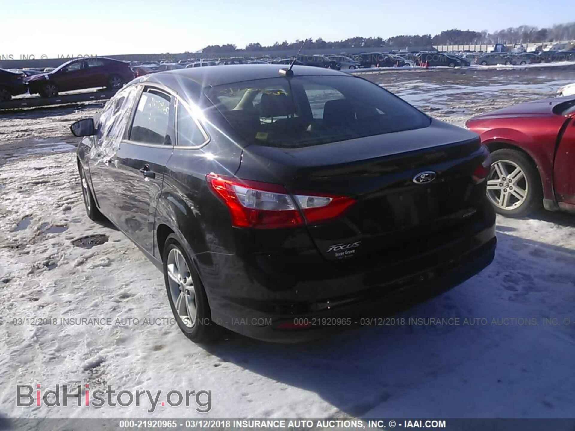 2014 Ford Focus - VIN: 1FADP3F29EL431715 - Photo 3